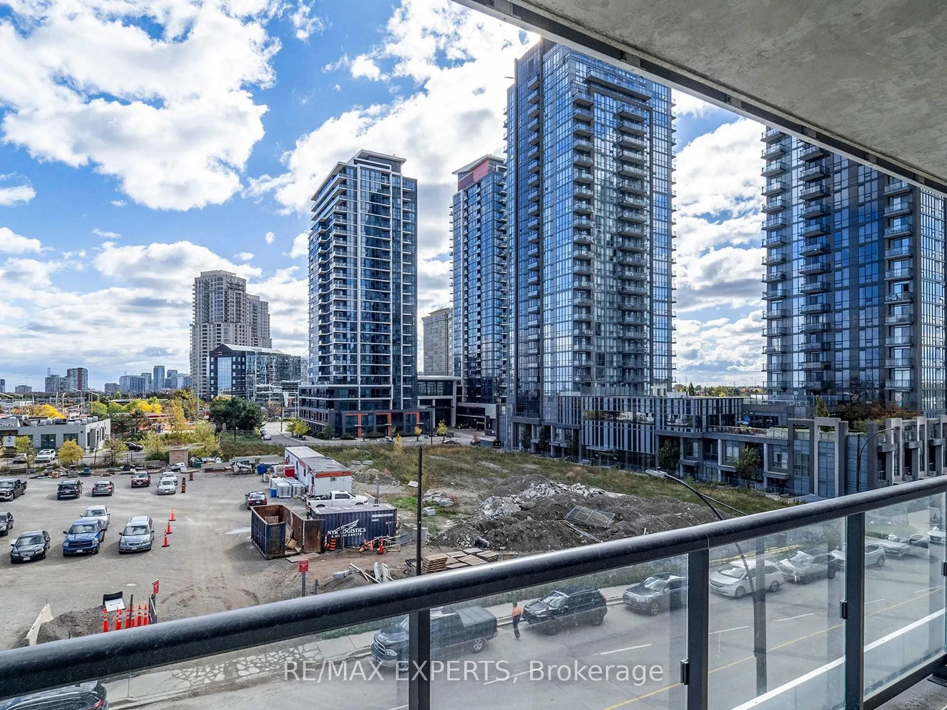 15 Watergarden Drive, #307