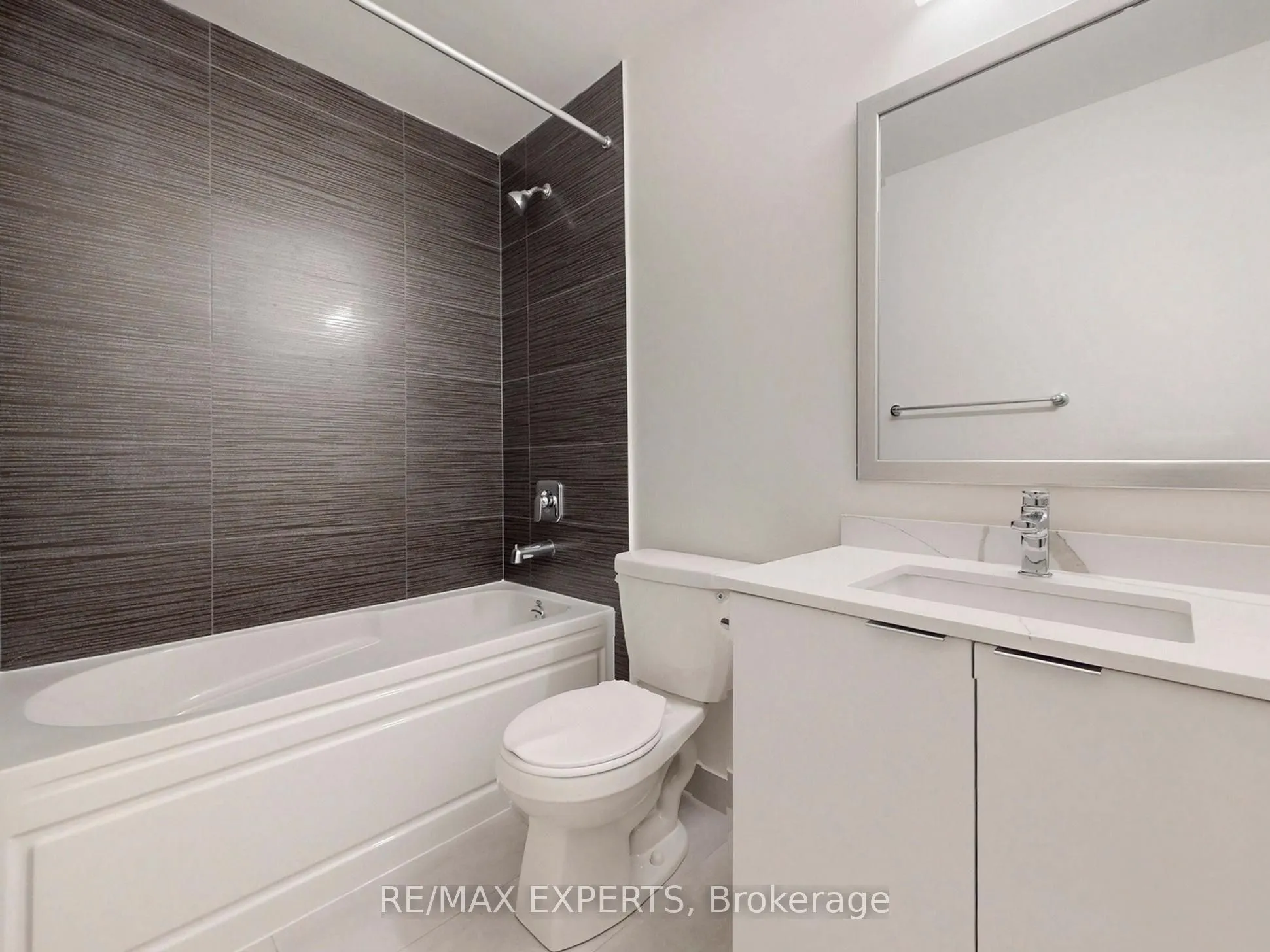 15 Watergarden Drive, #307