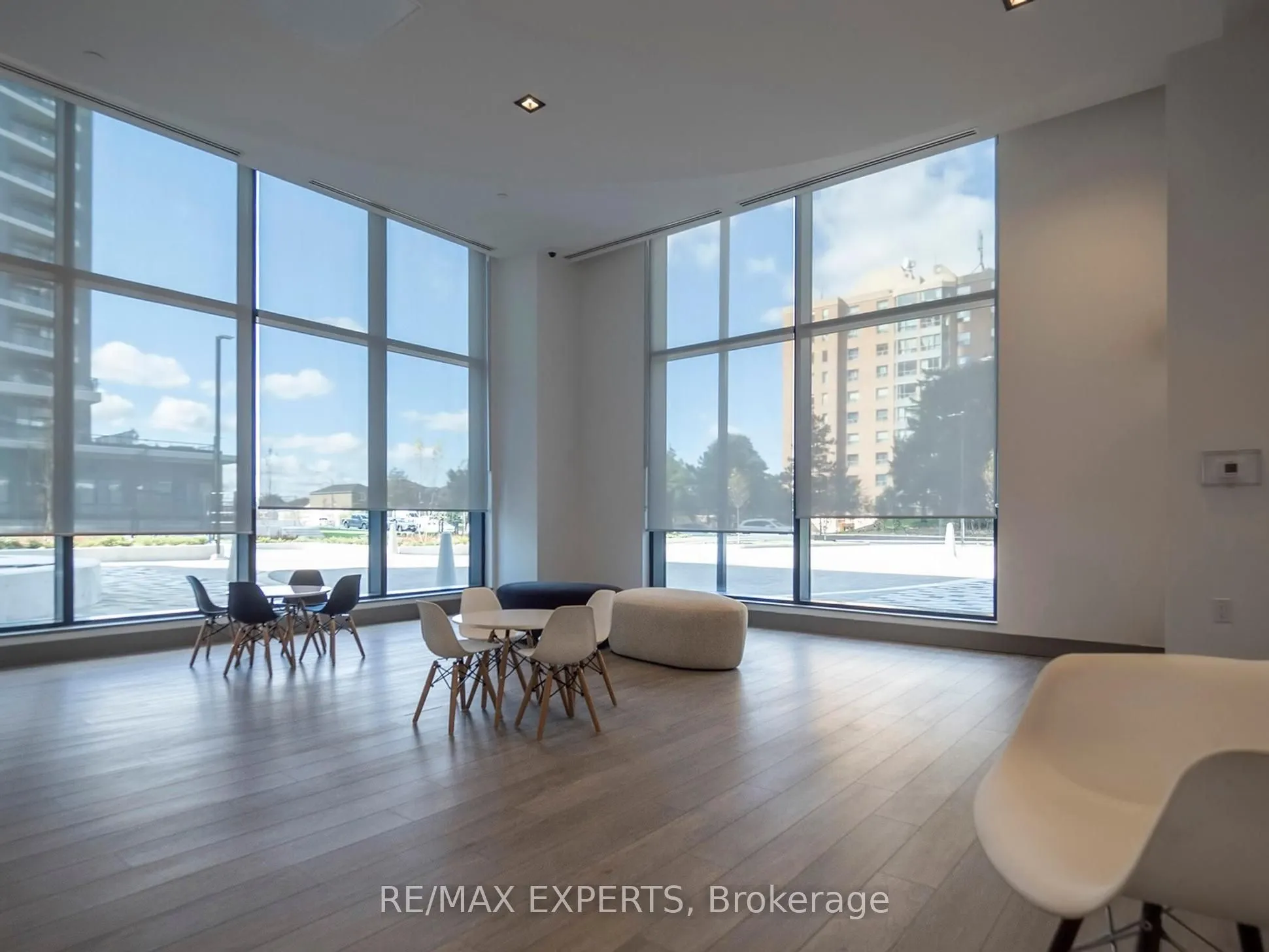 15 Watergarden Drive, #307