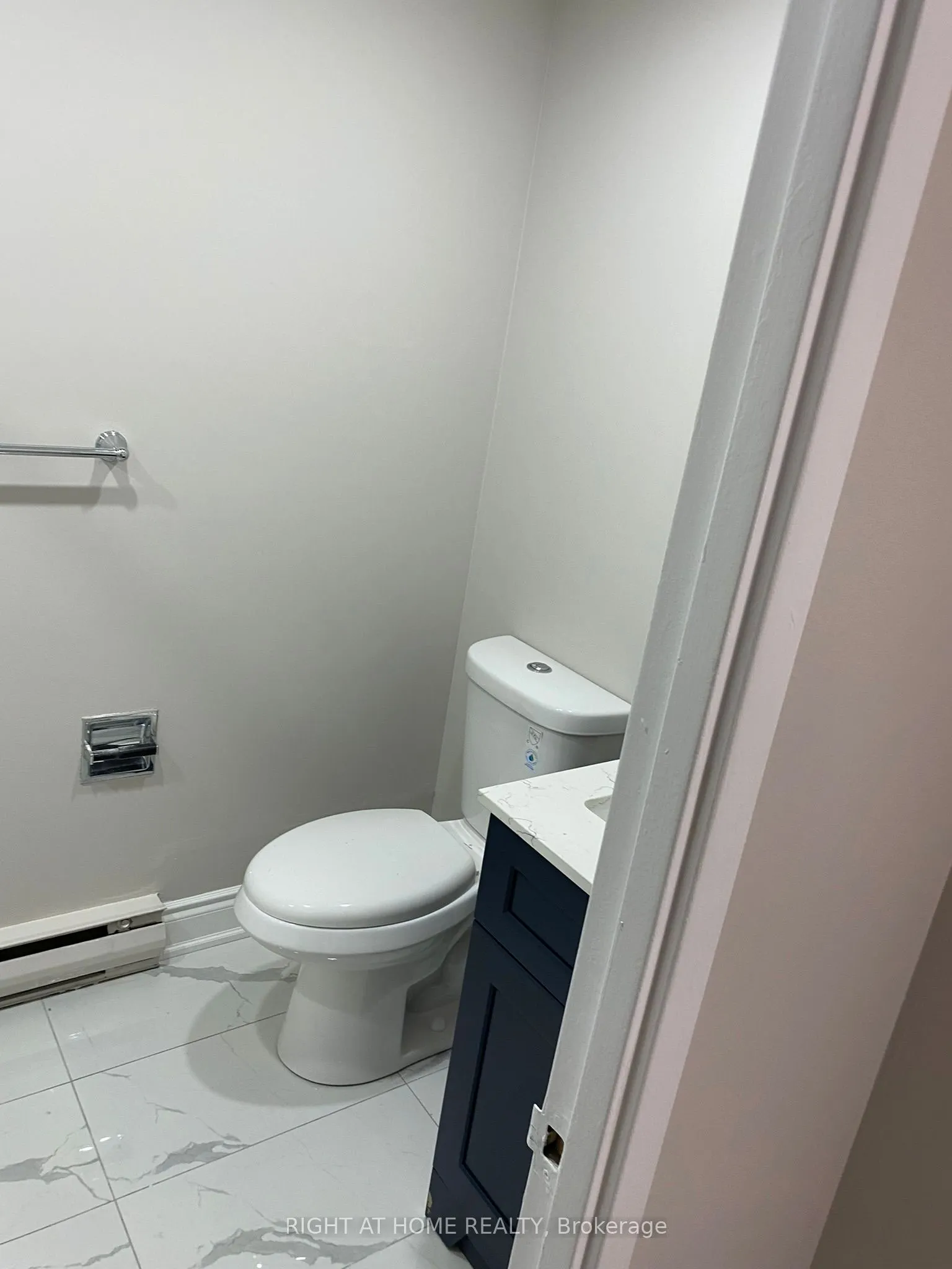 180 Mississauga Valley Boulevard, #4