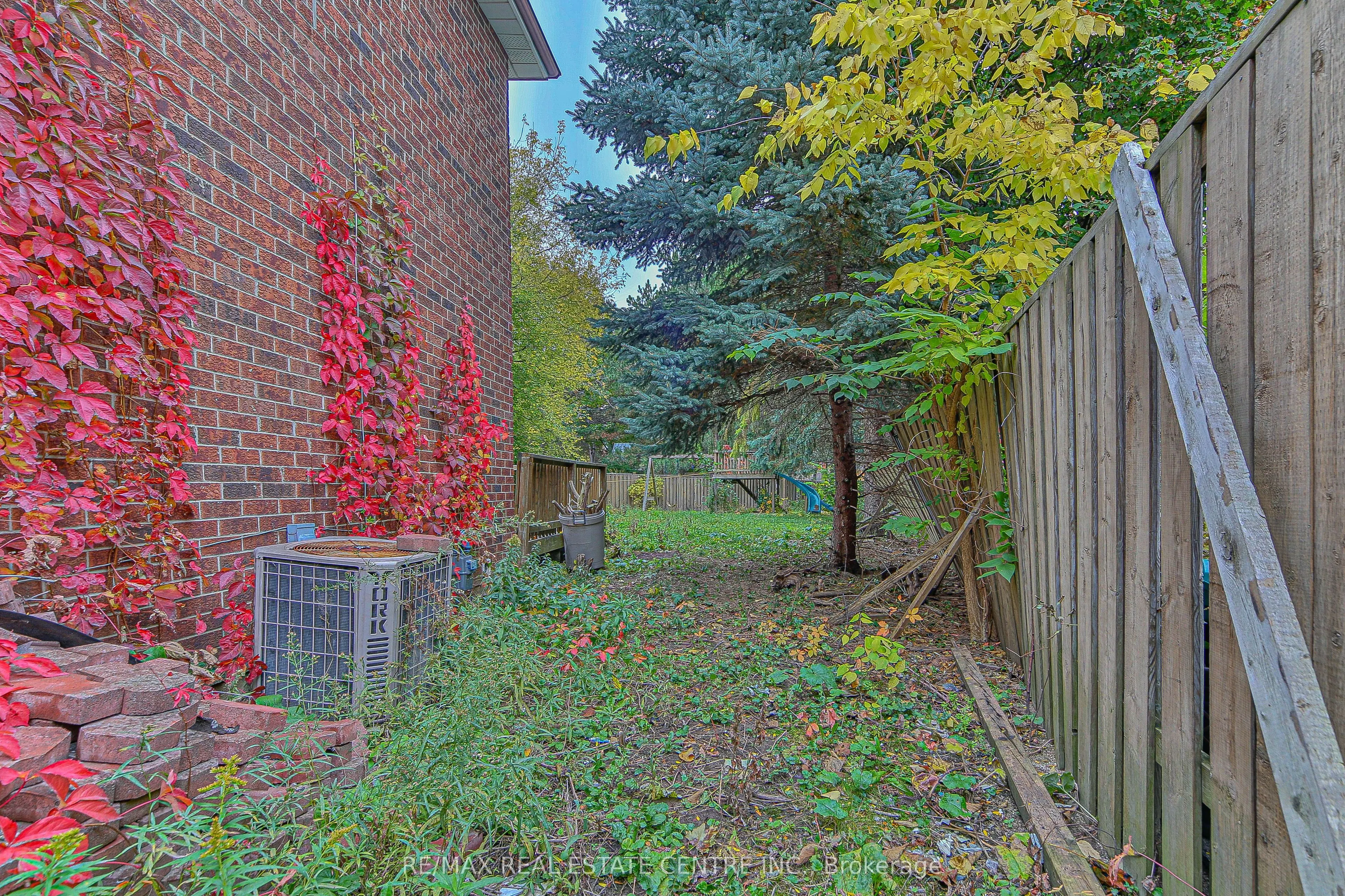 20 Mozart Crescent