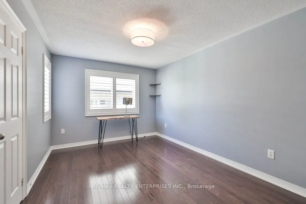 2151 Bingley Crescent