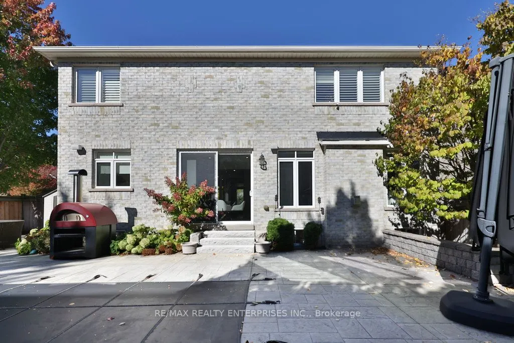2151 Bingley Crescent
