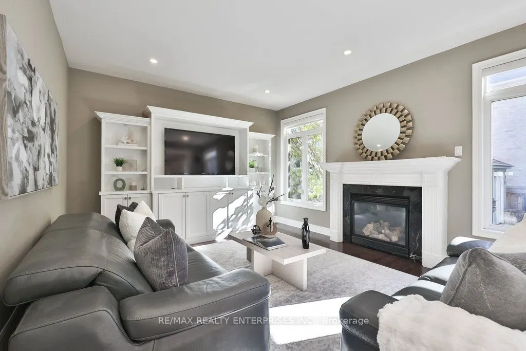 2151 Bingley Crescent