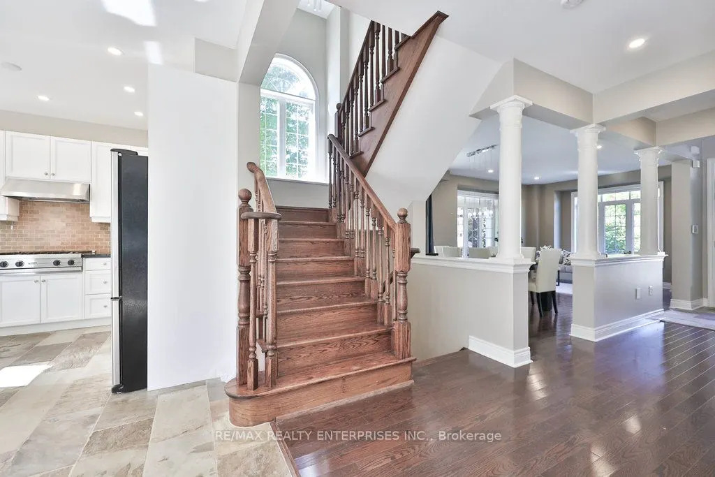 2151 Bingley Crescent