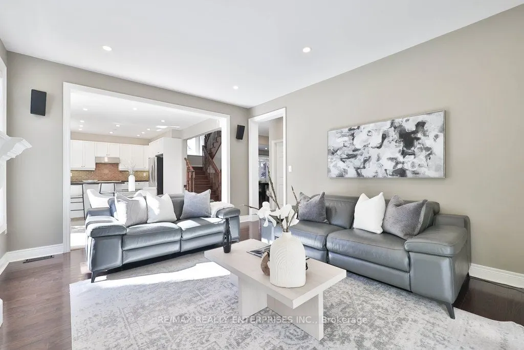 2151 Bingley Crescent