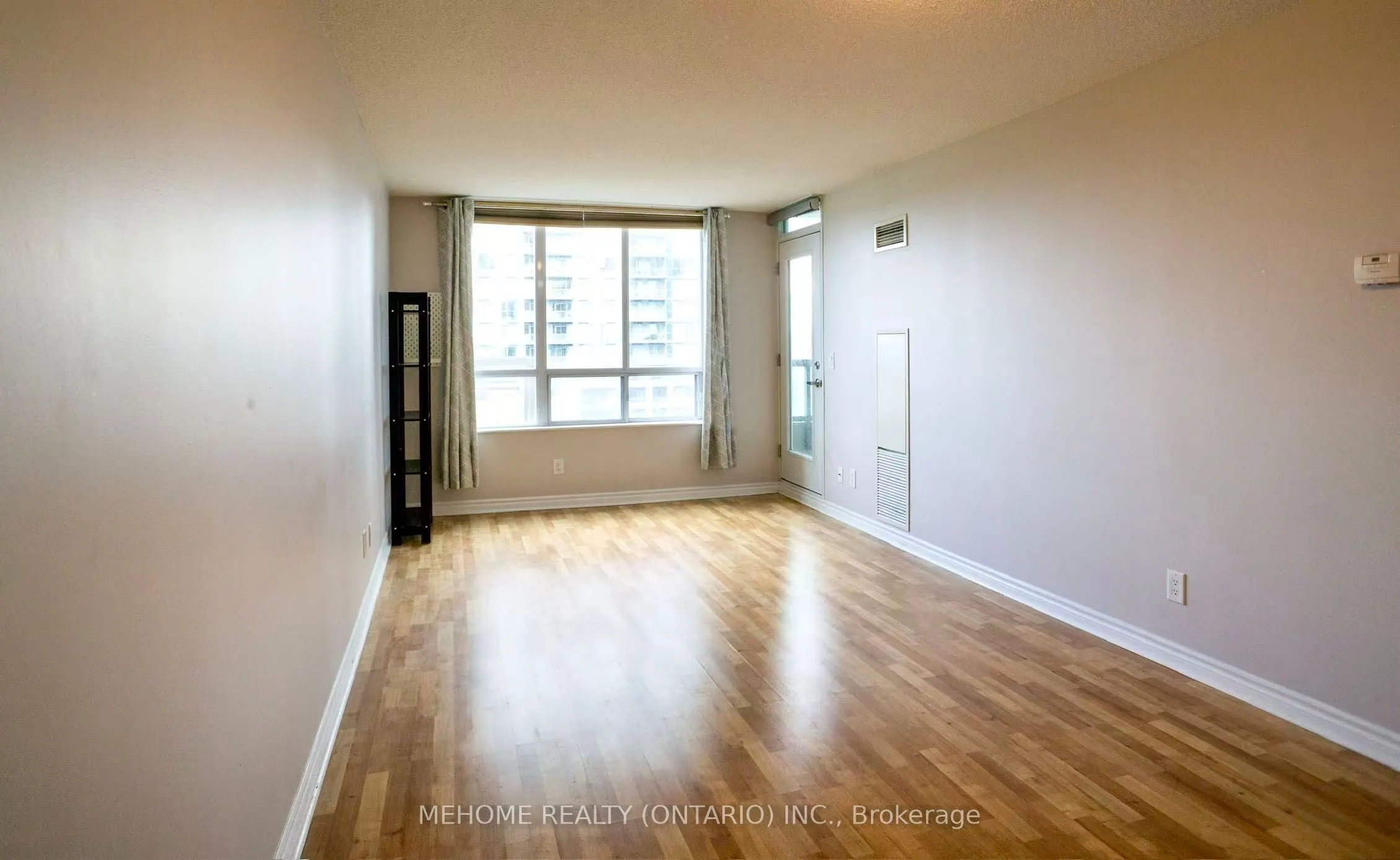 335 Rathburn Road W, #617