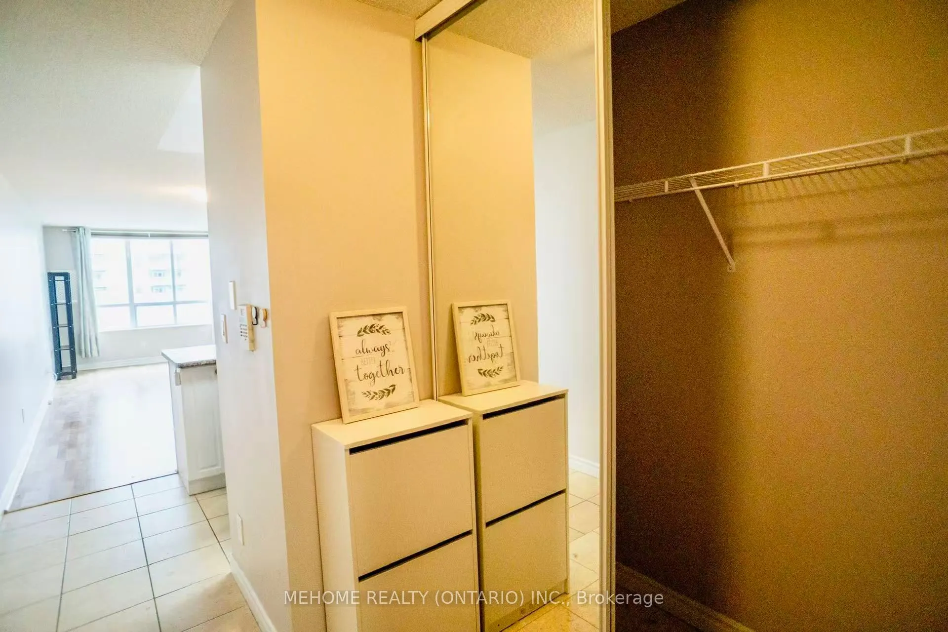 335 Rathburn Road W, #617