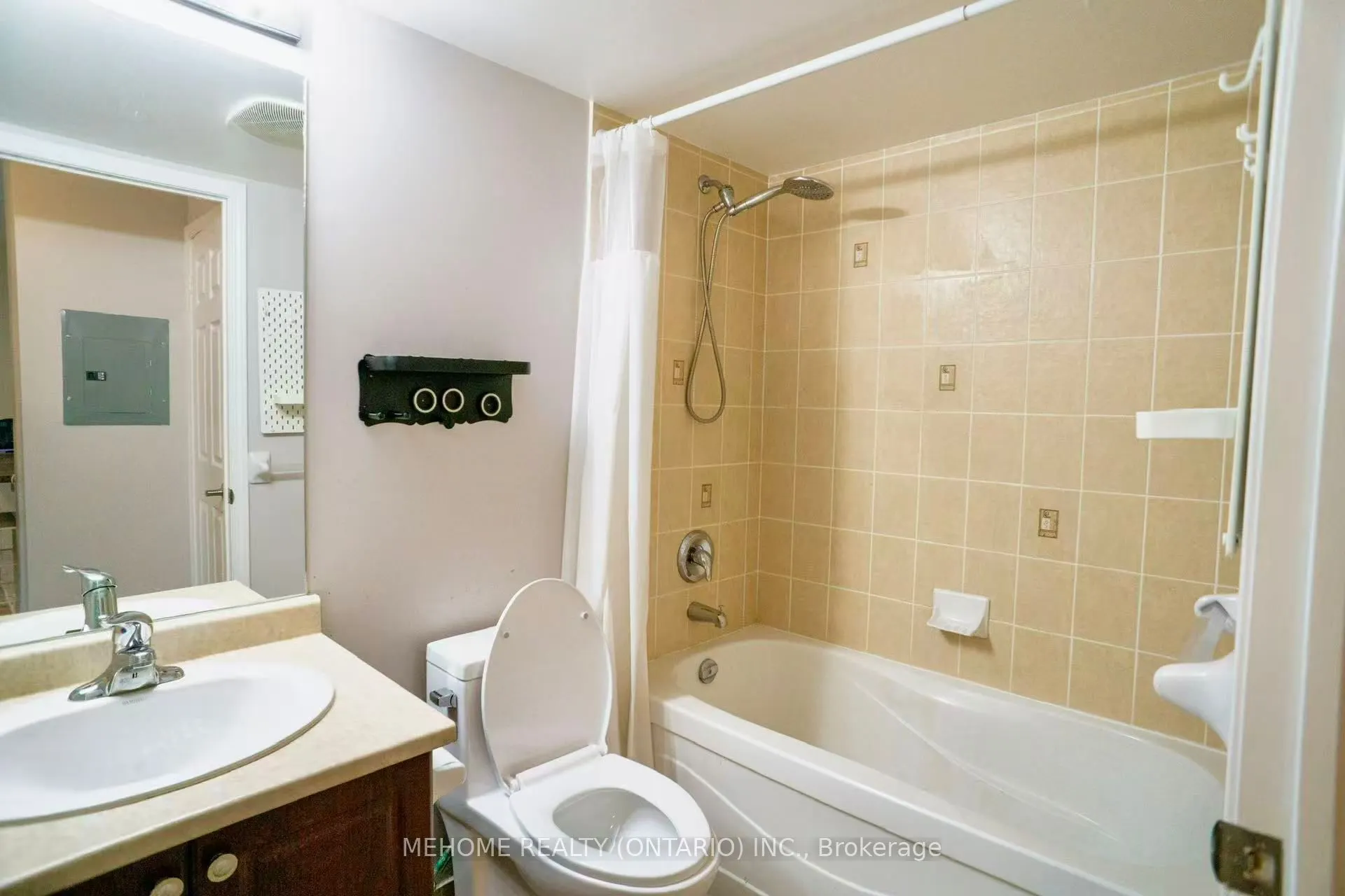 335 Rathburn Road W, #617