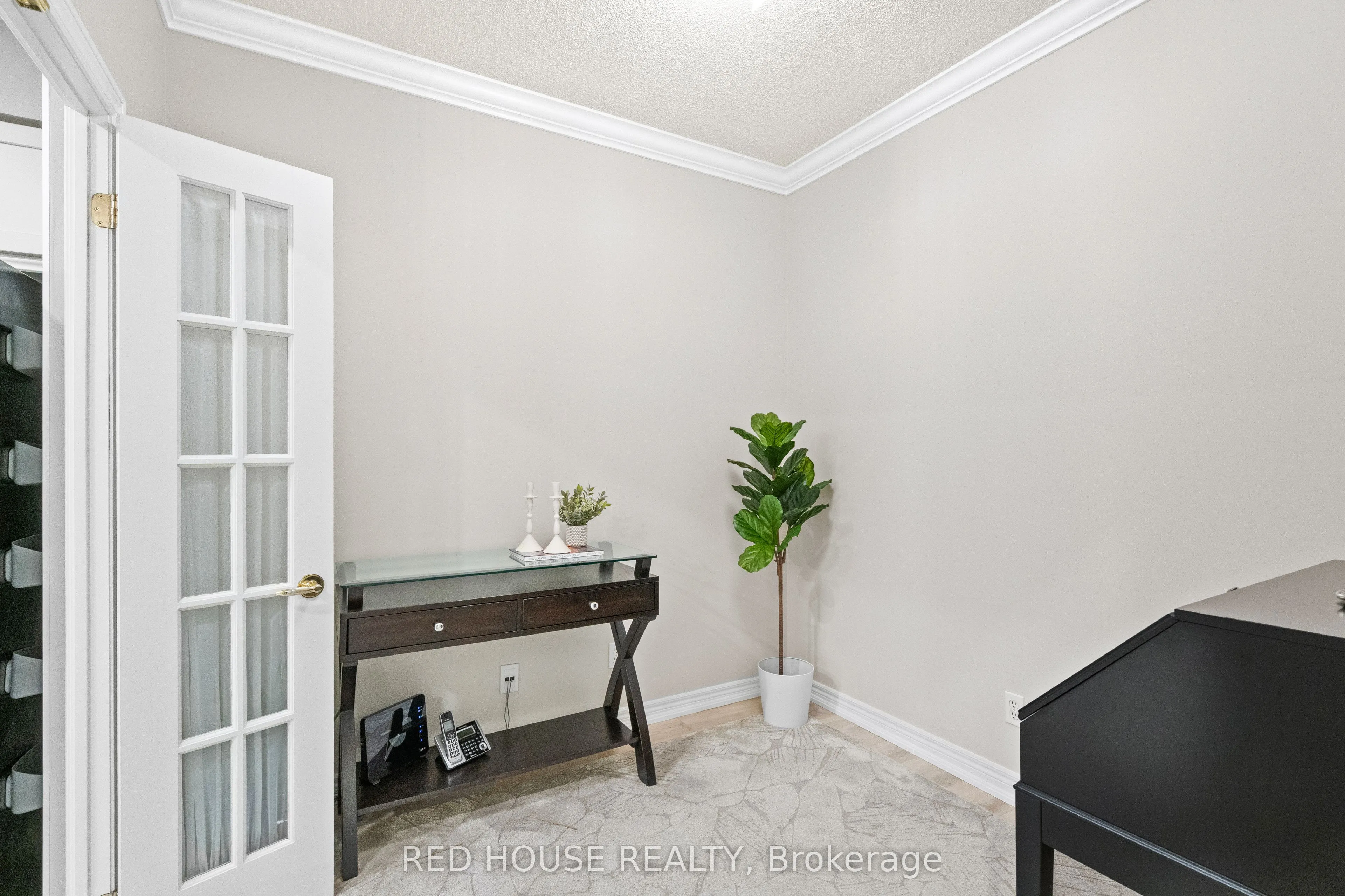 50 OLD MILL Road, #PH906