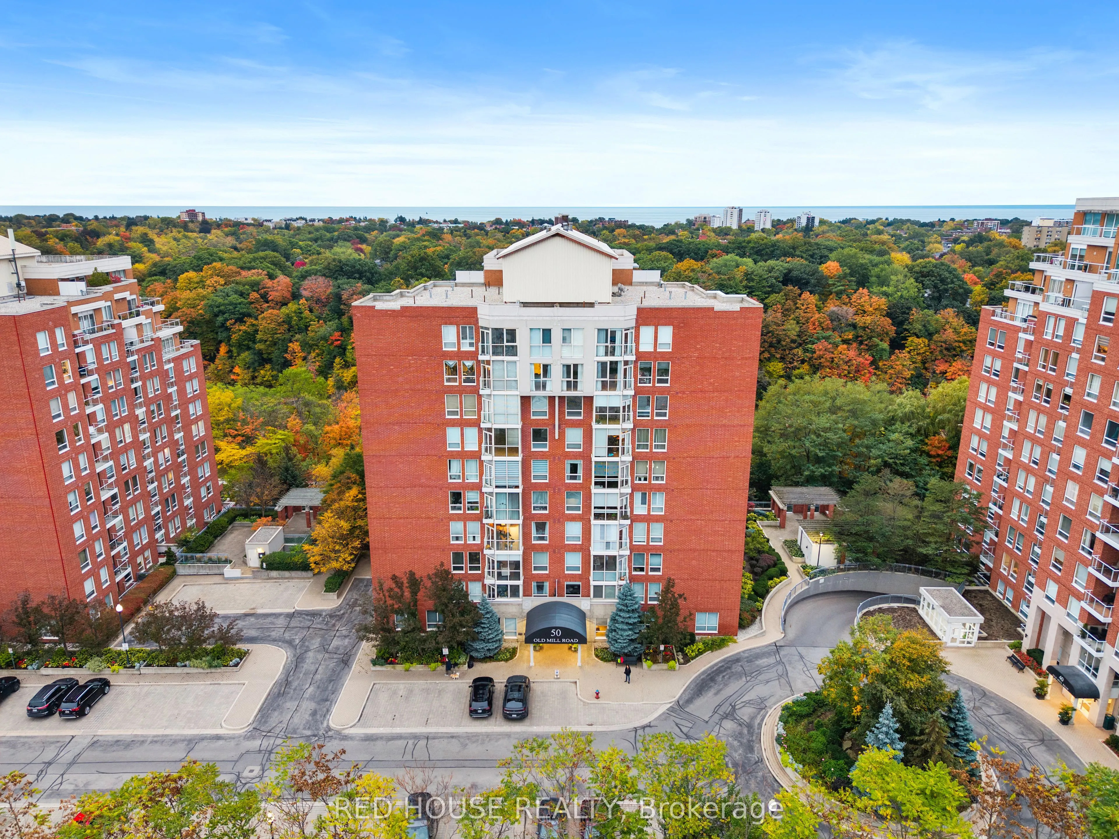 50 OLD MILL Road, #PH906