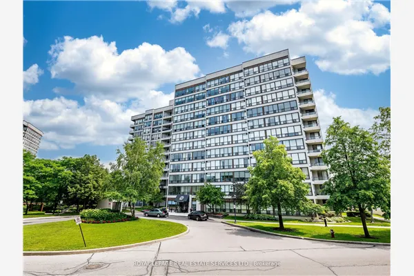 12 Laurelcrest Street, #908