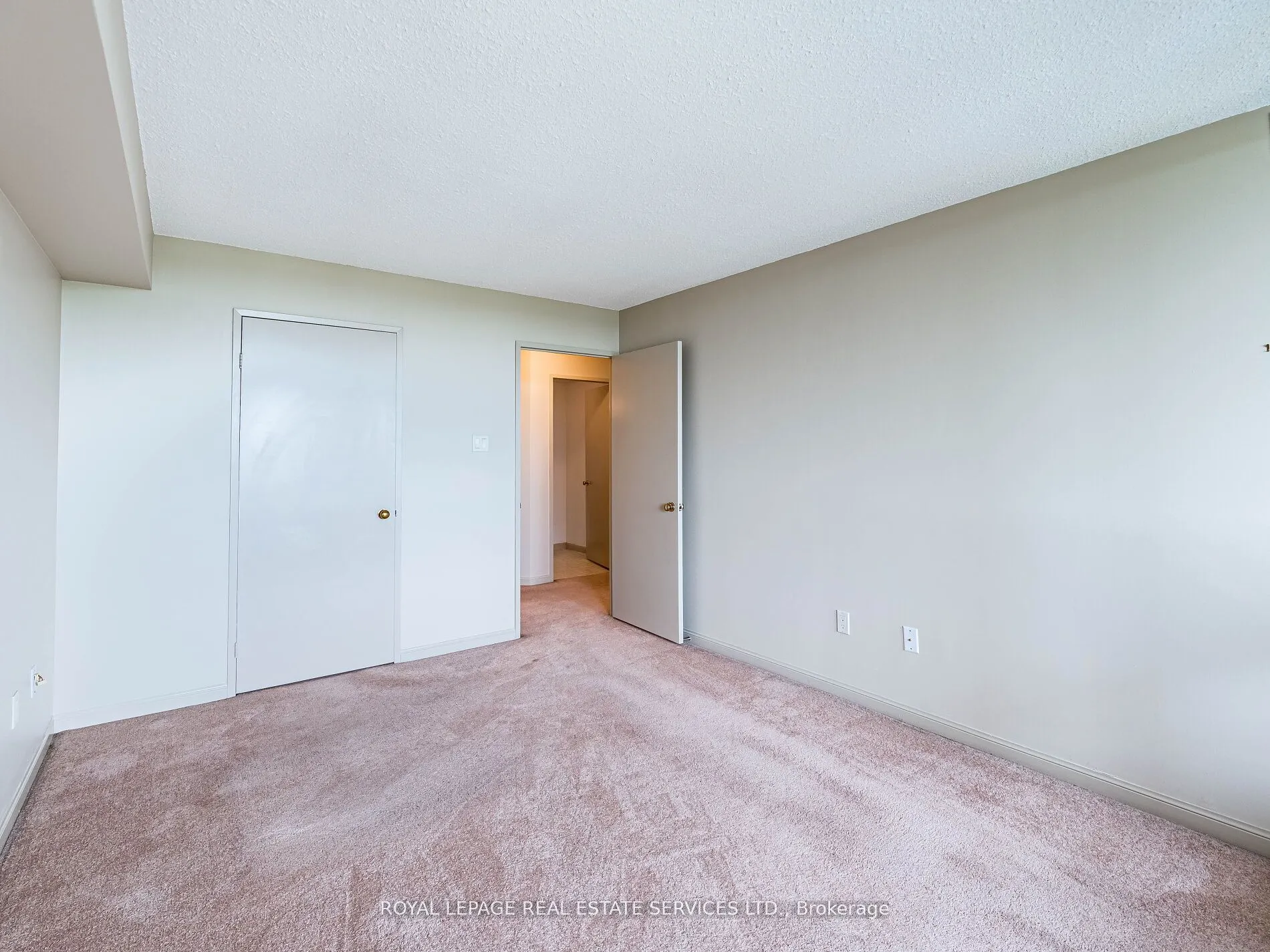12 Laurelcrest Street, #908