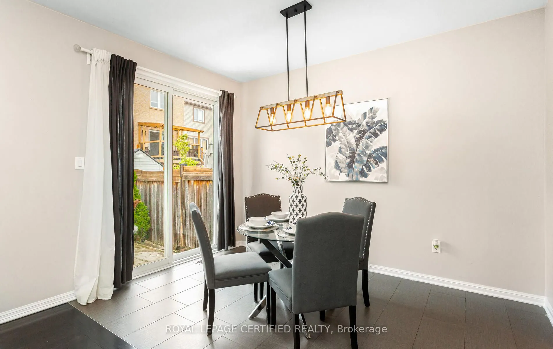 255 Cochrane Terrace