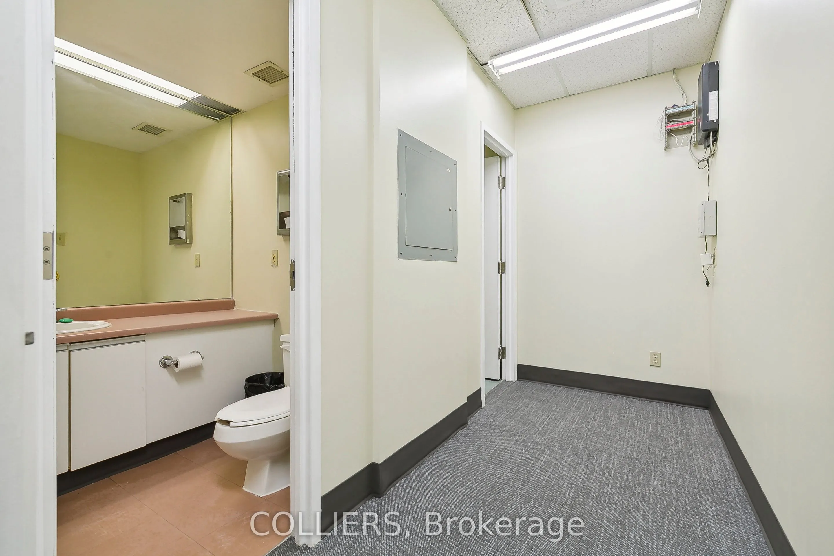 2914 South Sheridan Way, #300