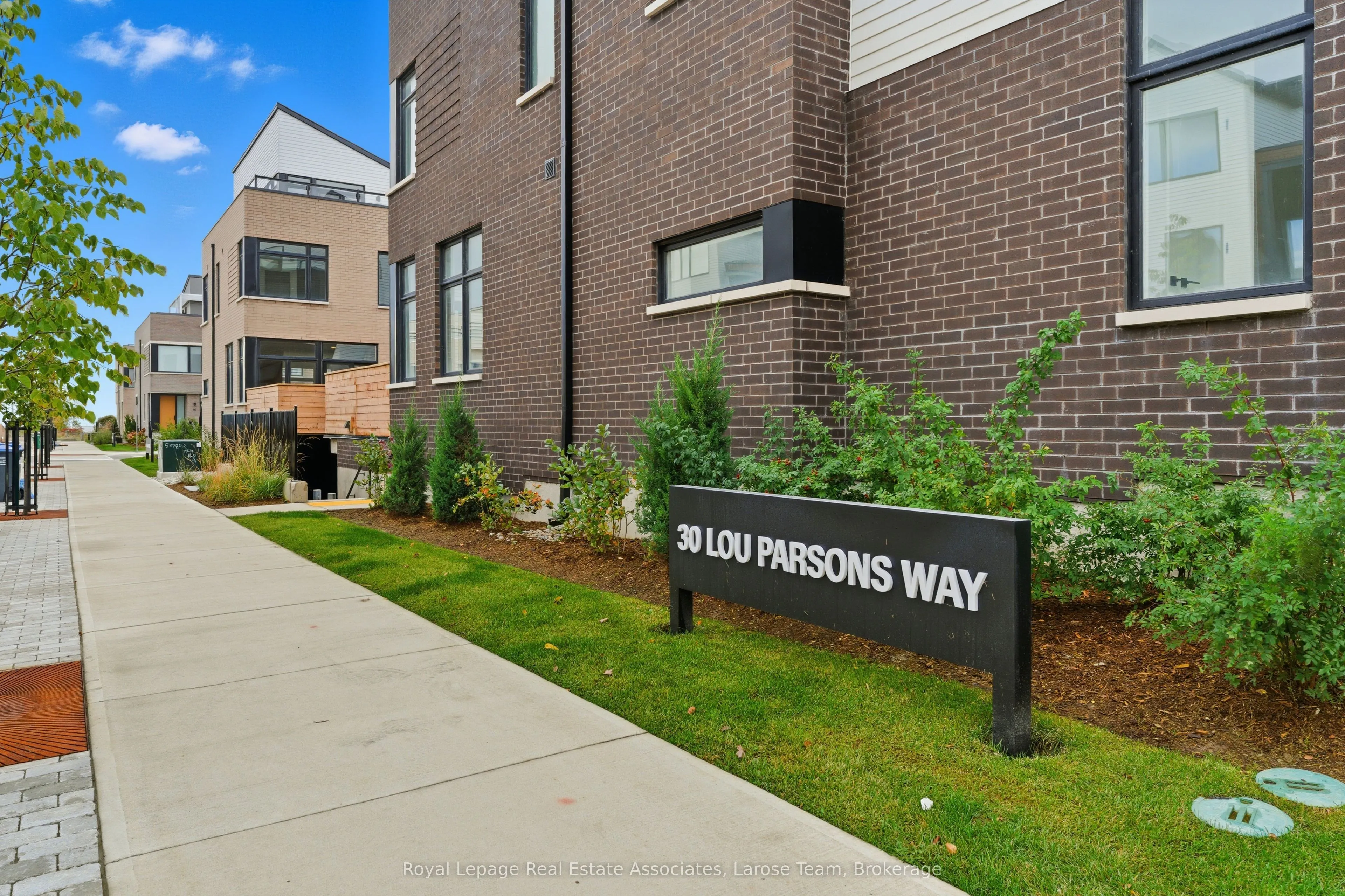 30 Lou Parsons Way, #44