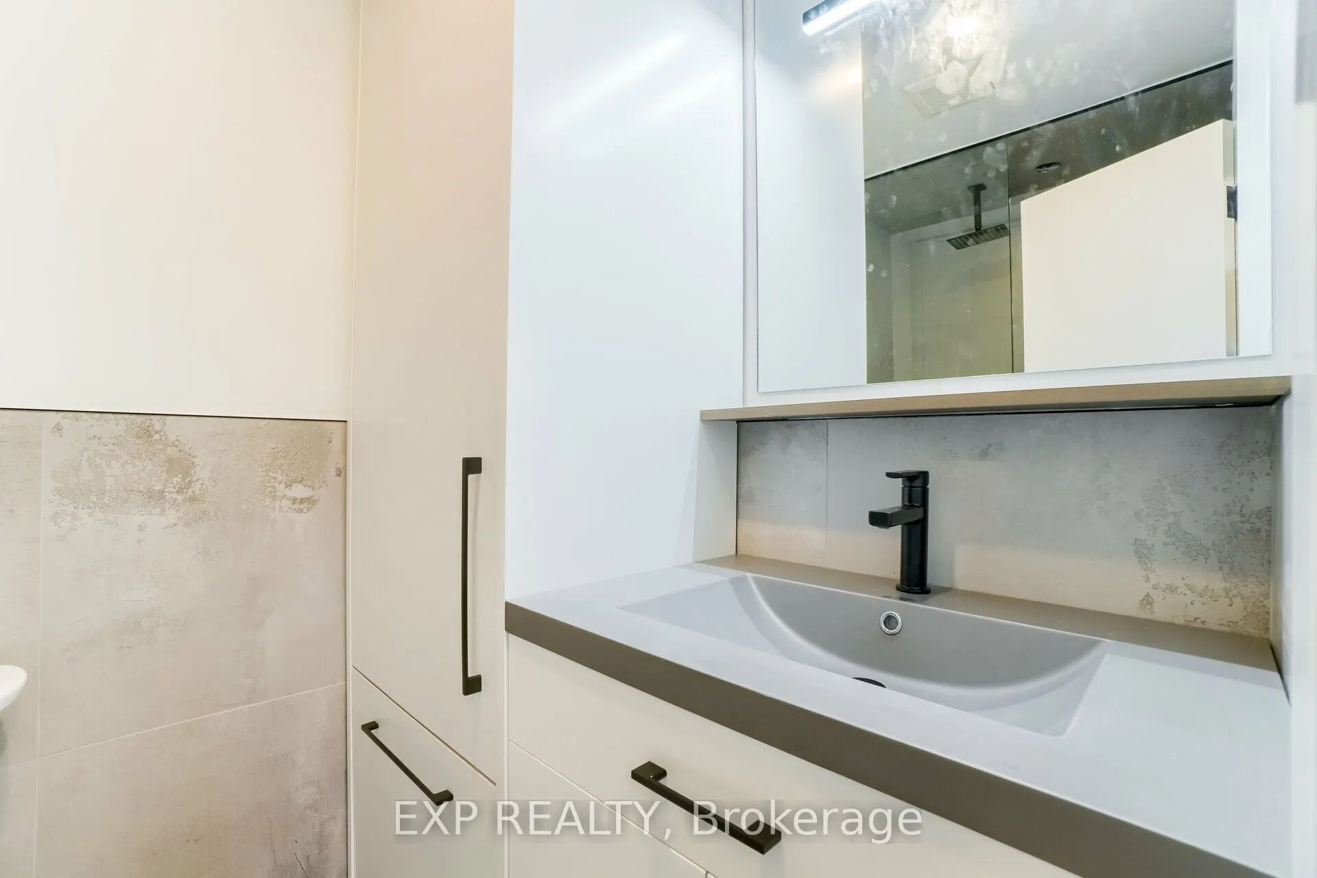 5 Brendwin Road, #2nd Flr