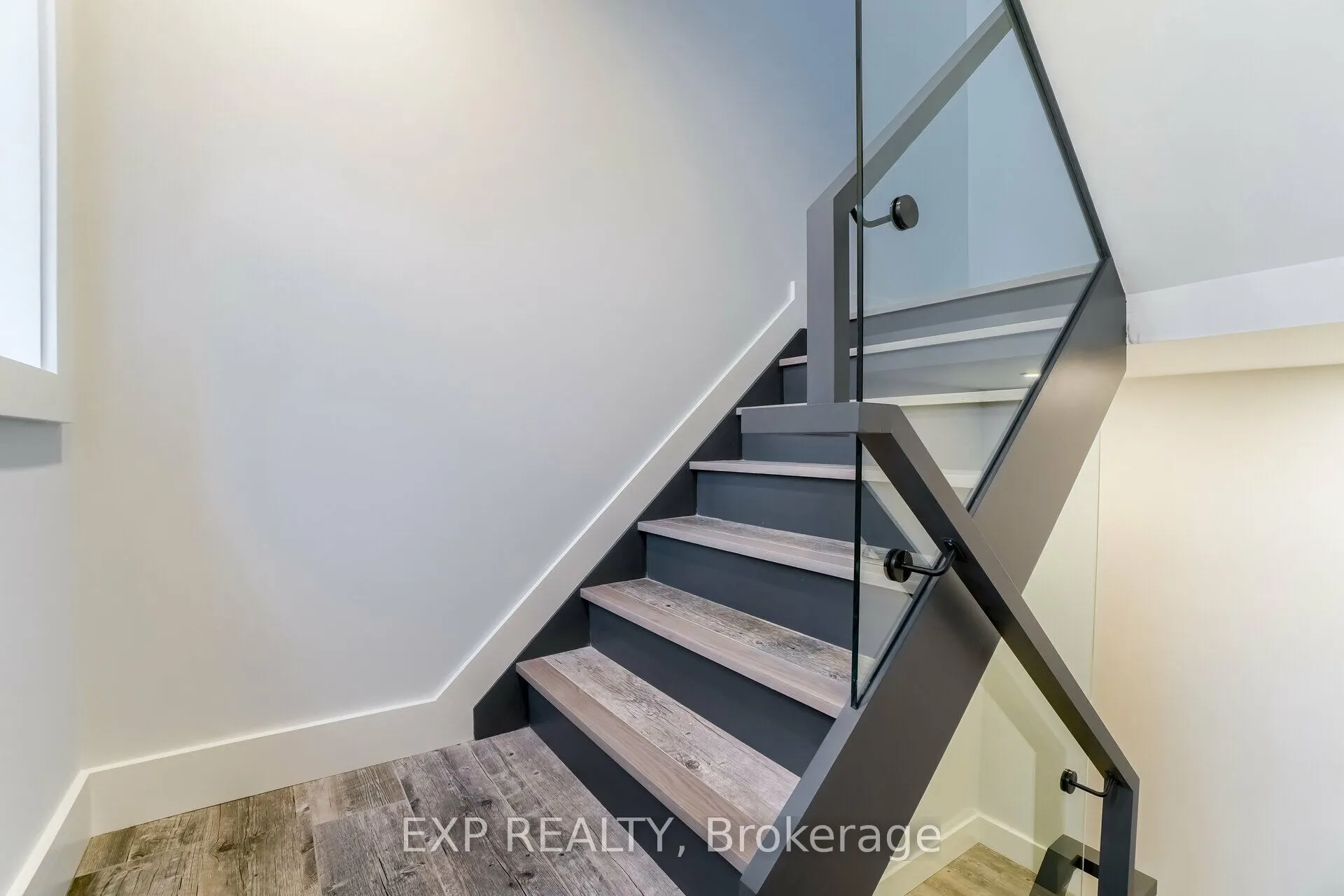 5 Brendwin Road, #2nd Flr