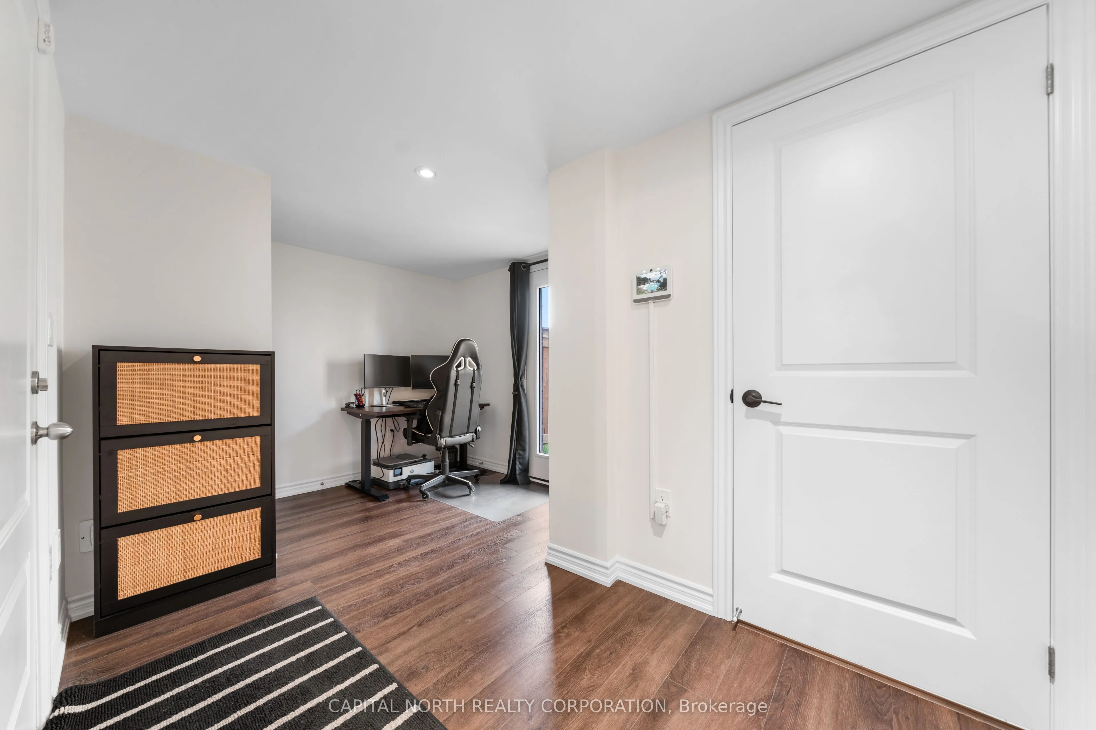68 First Street, #32