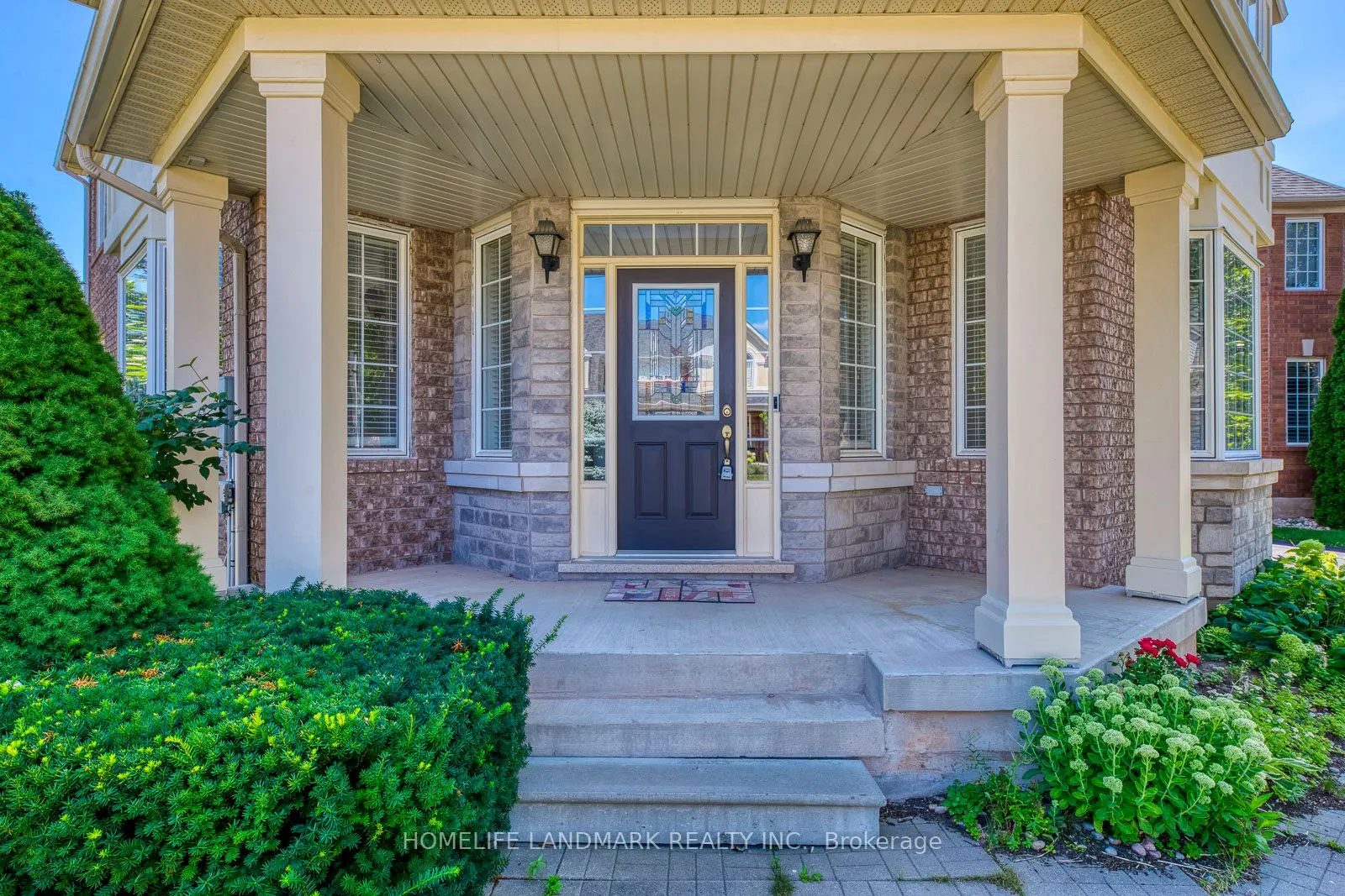 2196 HIGHCLIFFE Way