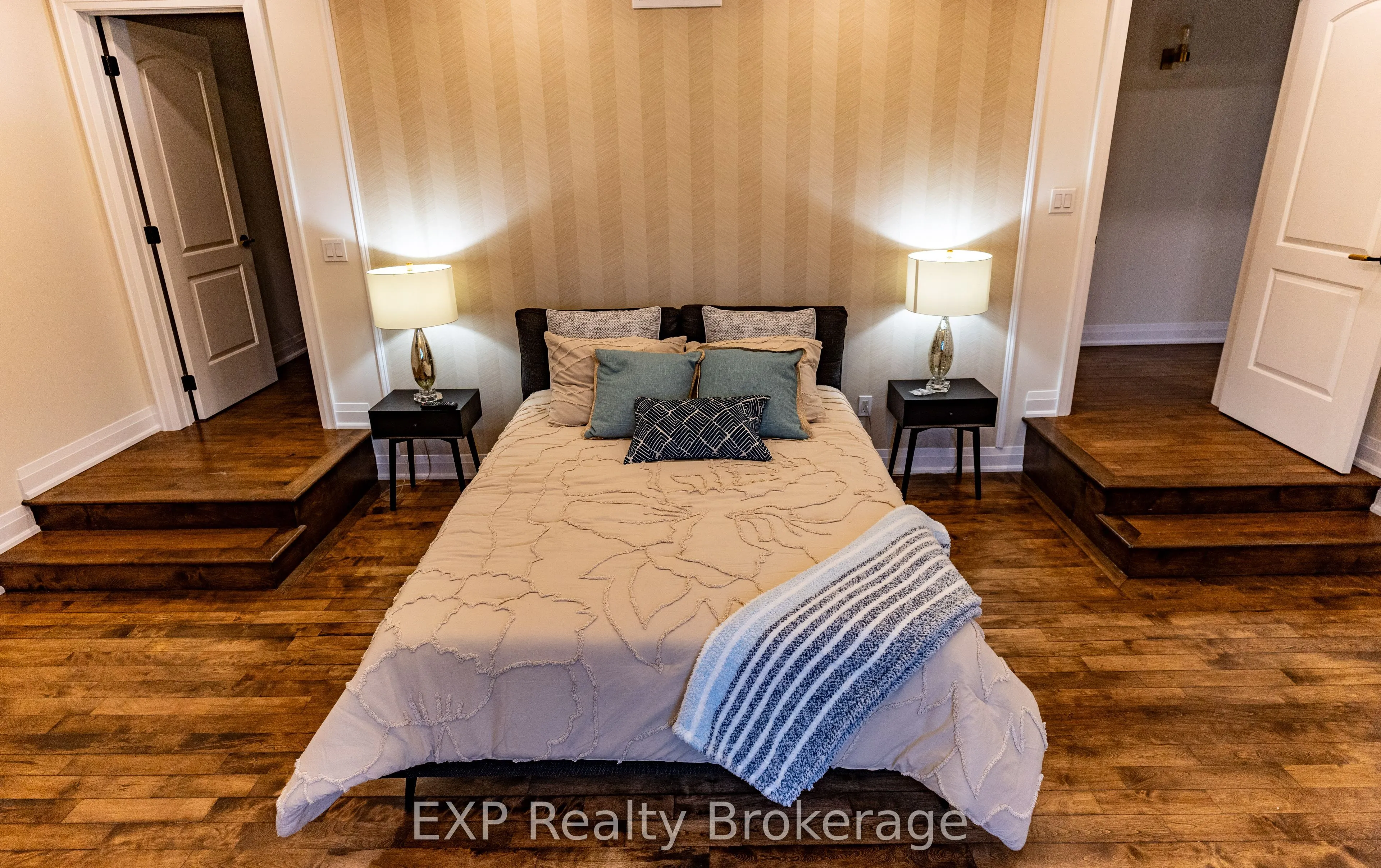 2019 Dundas Street