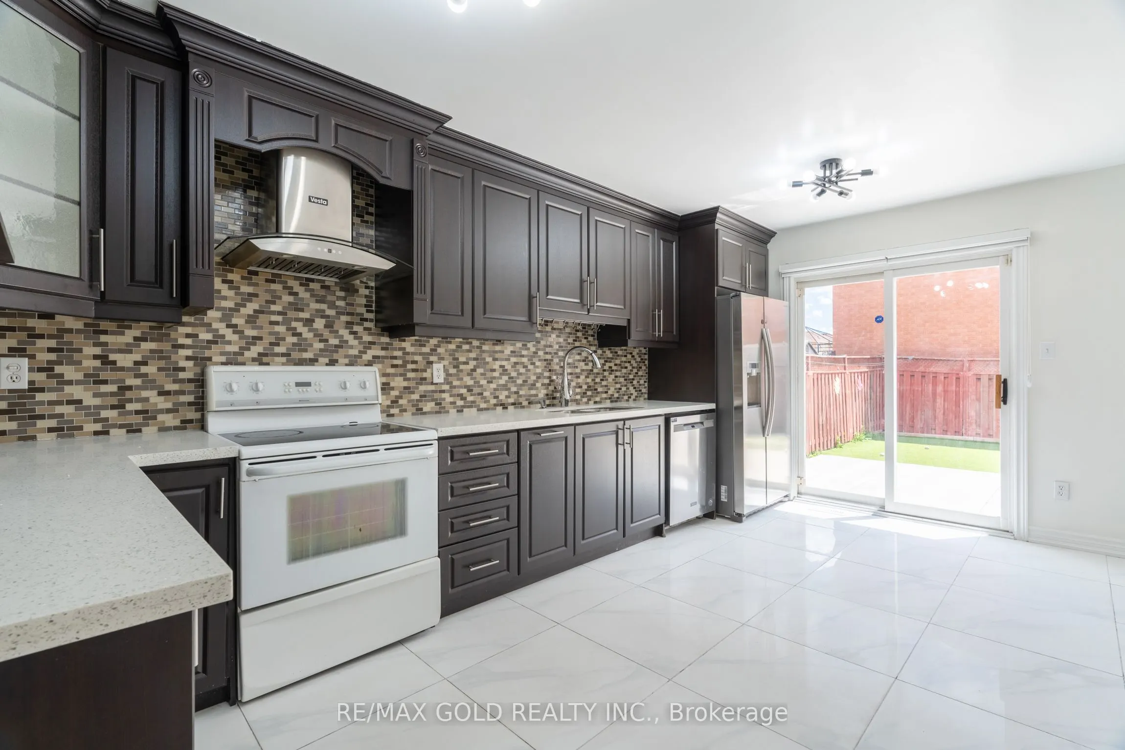 51 Tigerlily Place