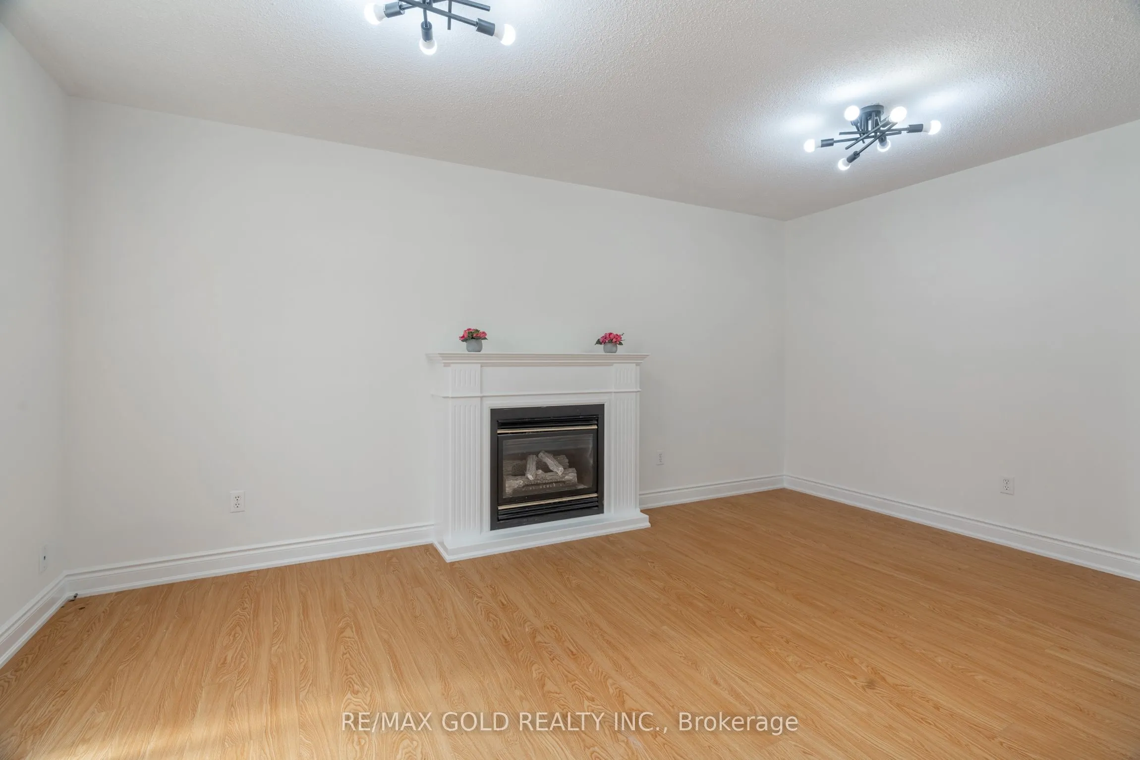 51 Tigerlily Place