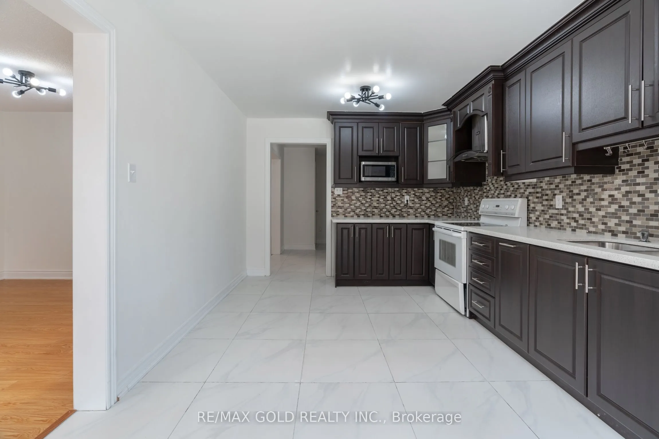51 Tigerlily Place