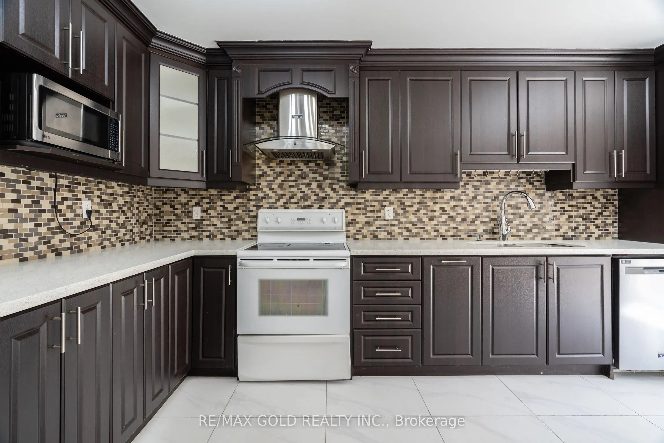51 Tigerlily Place