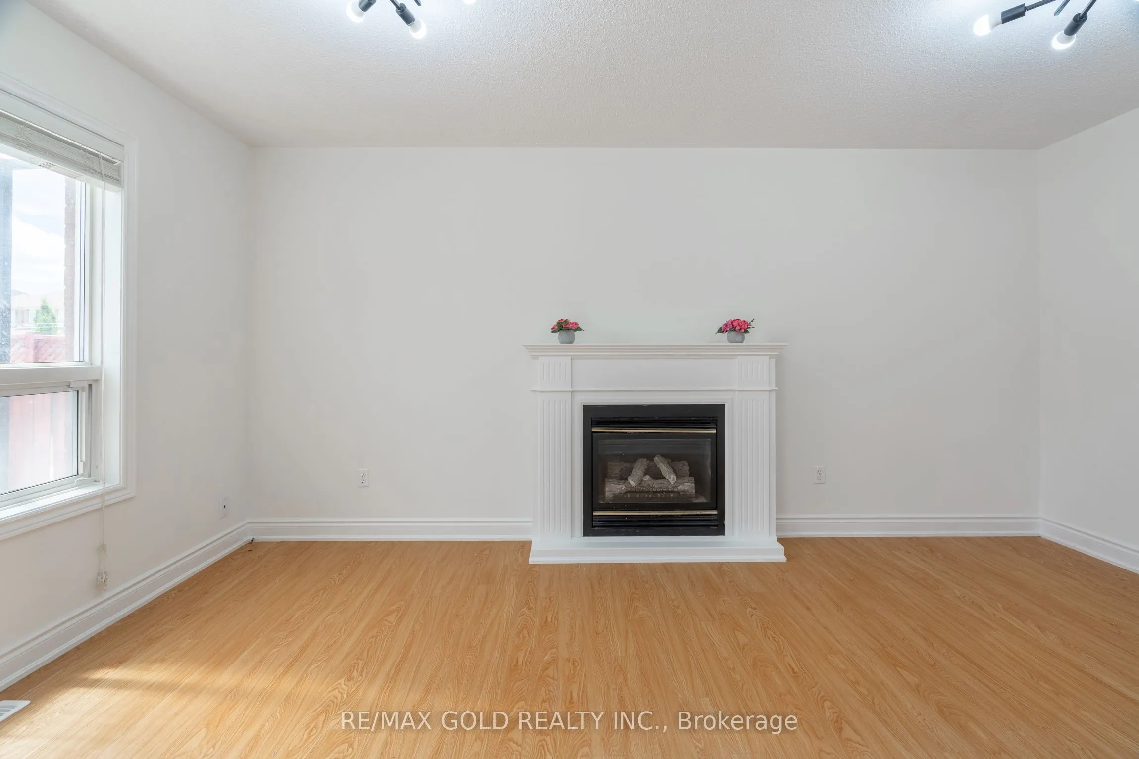 51 Tigerlily Place