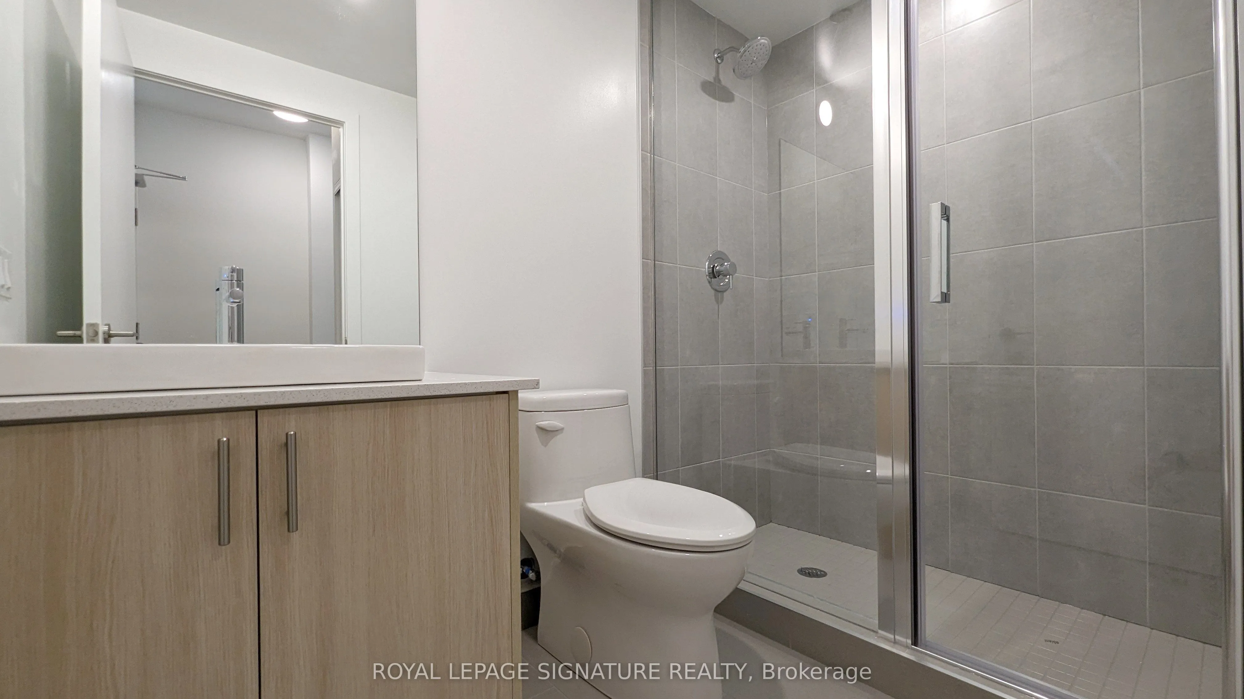 1195 The Queensway W, #417