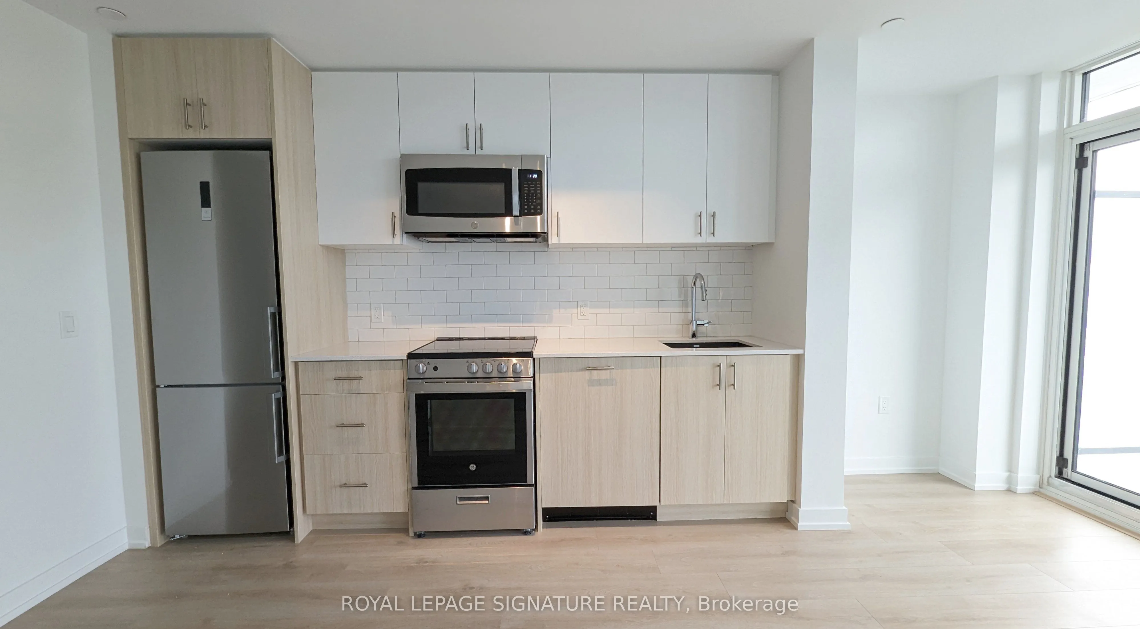 1195 The Queensway W, #417