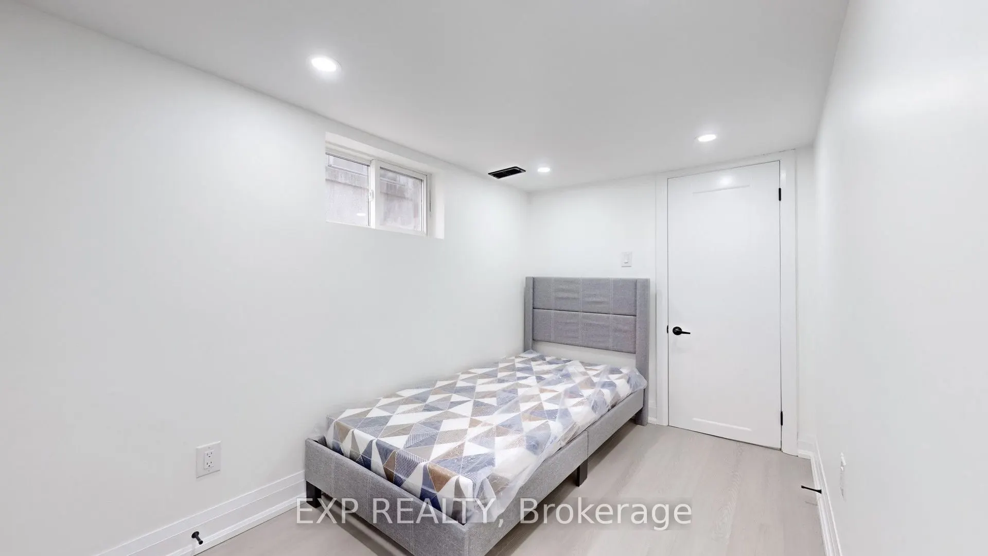 685 Jane Street, #Basement