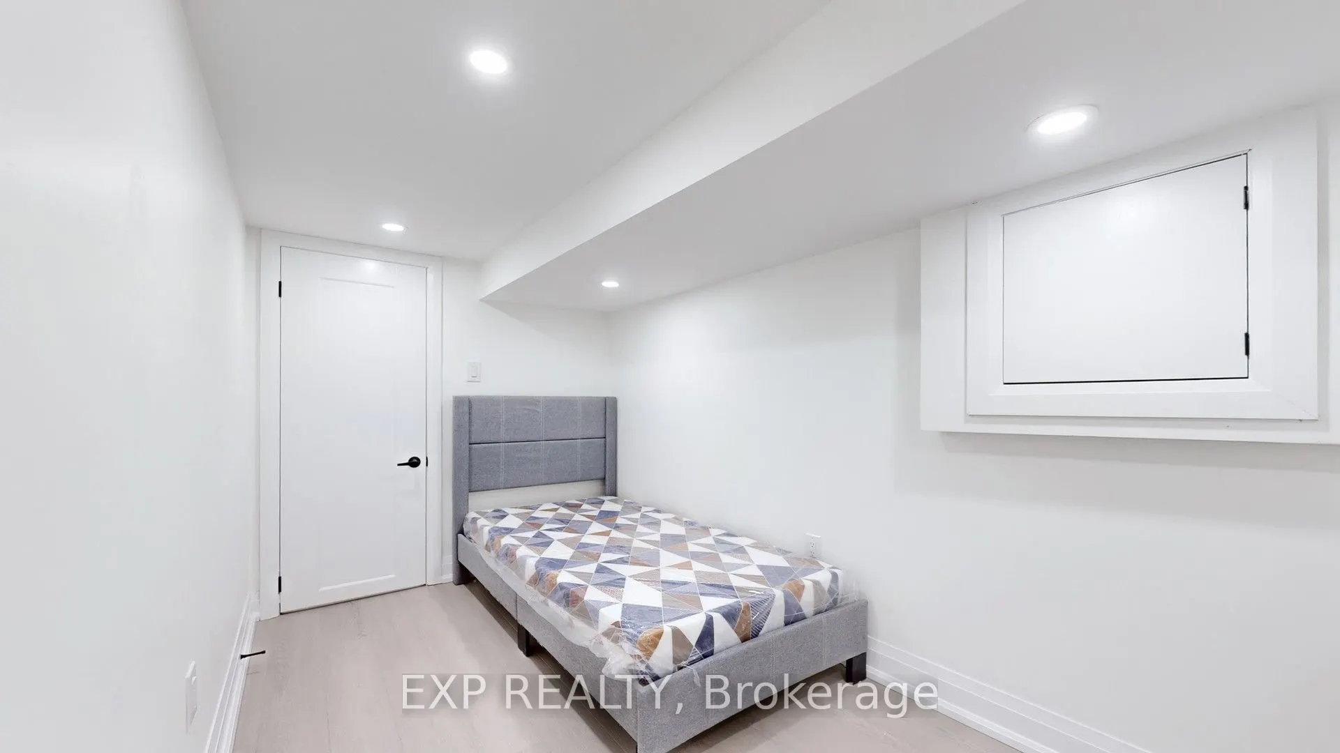 685 Jane Street, #Basement