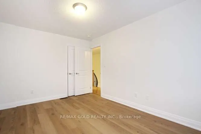 35 Dalbeattie Drive