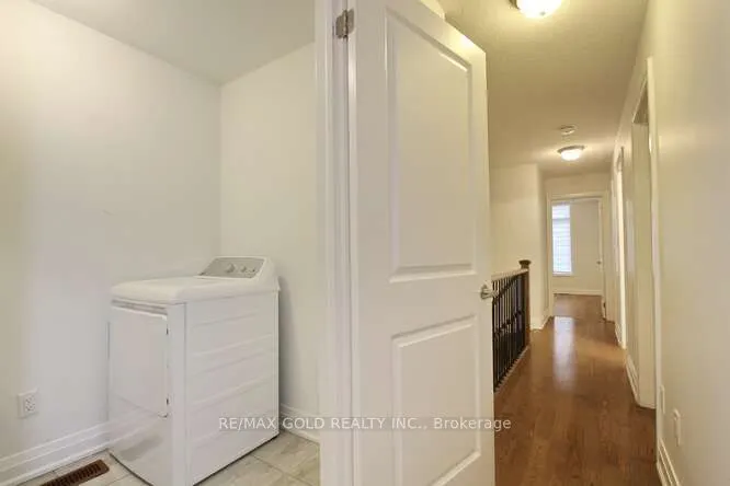 35 Dalbeattie Drive