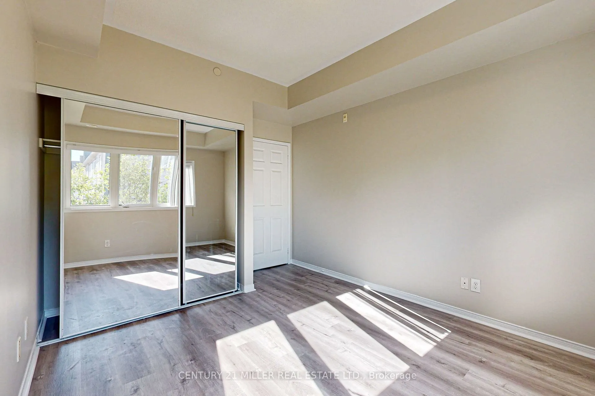 5150 Winston Churchill Boulevard, #202