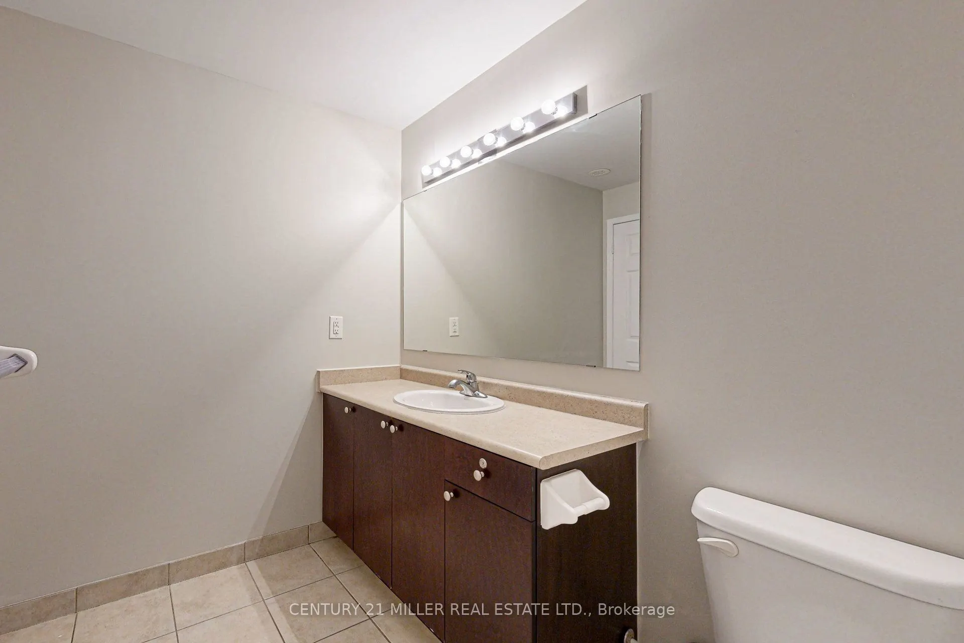 5150 Winston Churchill Boulevard, #202