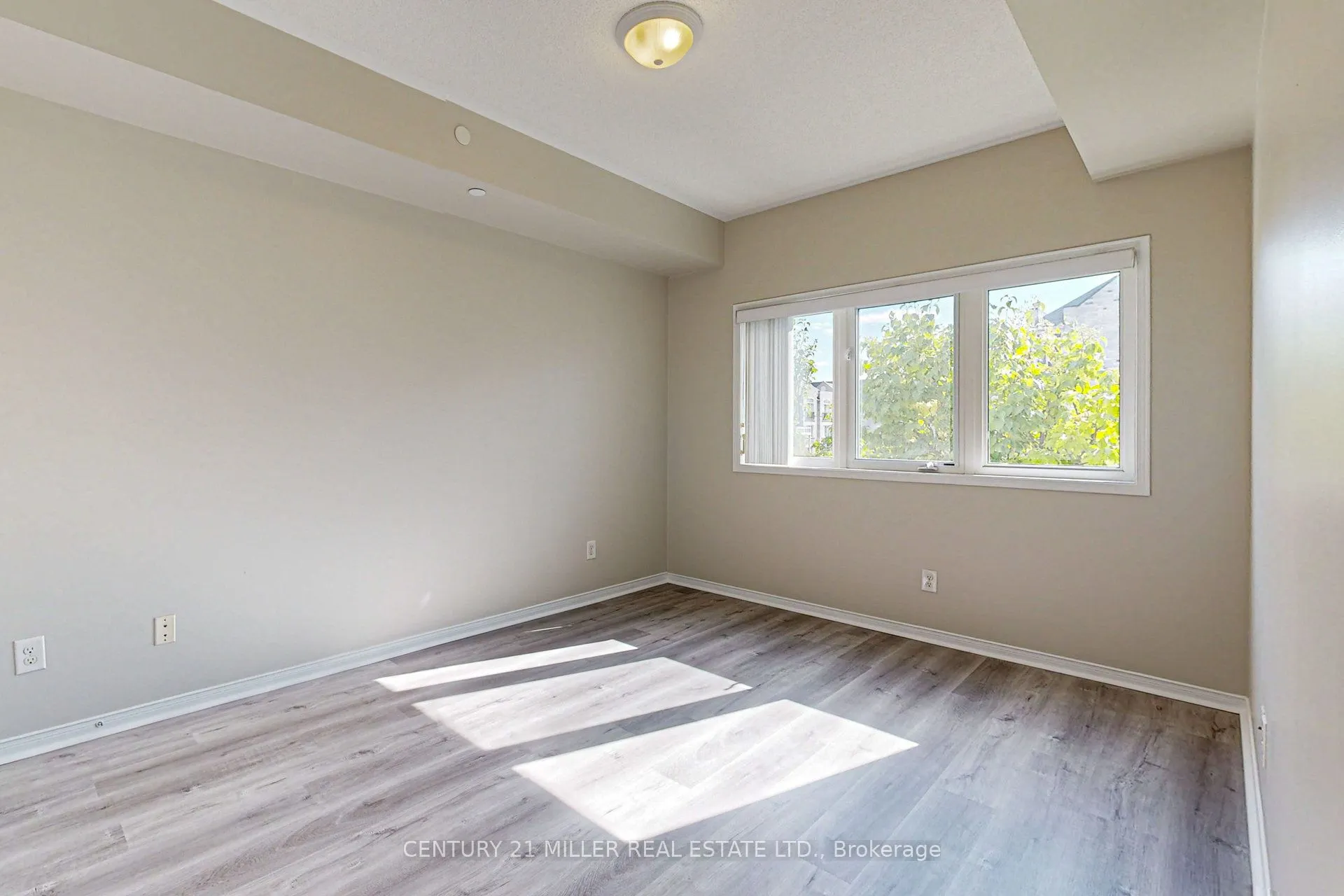 5150 Winston Churchill Boulevard, #202