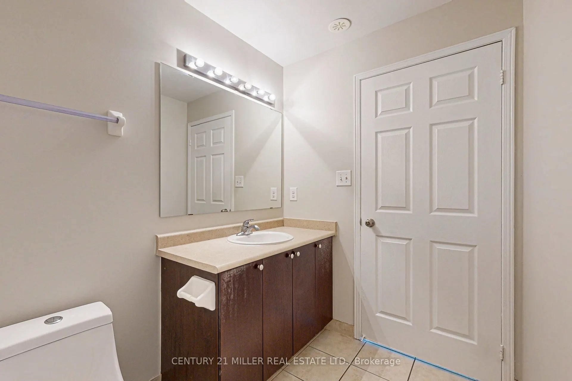 5150 Winston Churchill Boulevard, #202