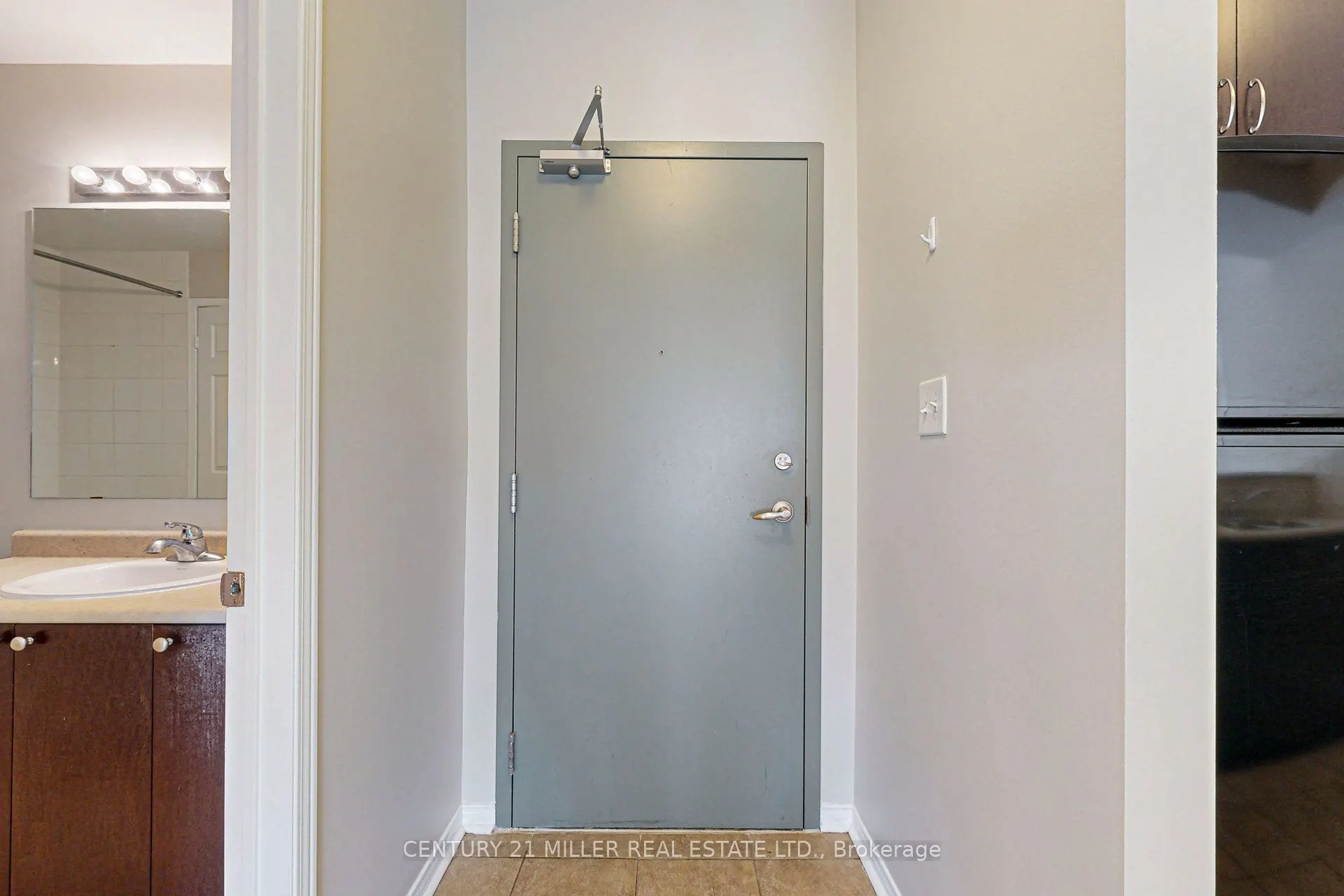 5150 Winston Churchill Boulevard, #202