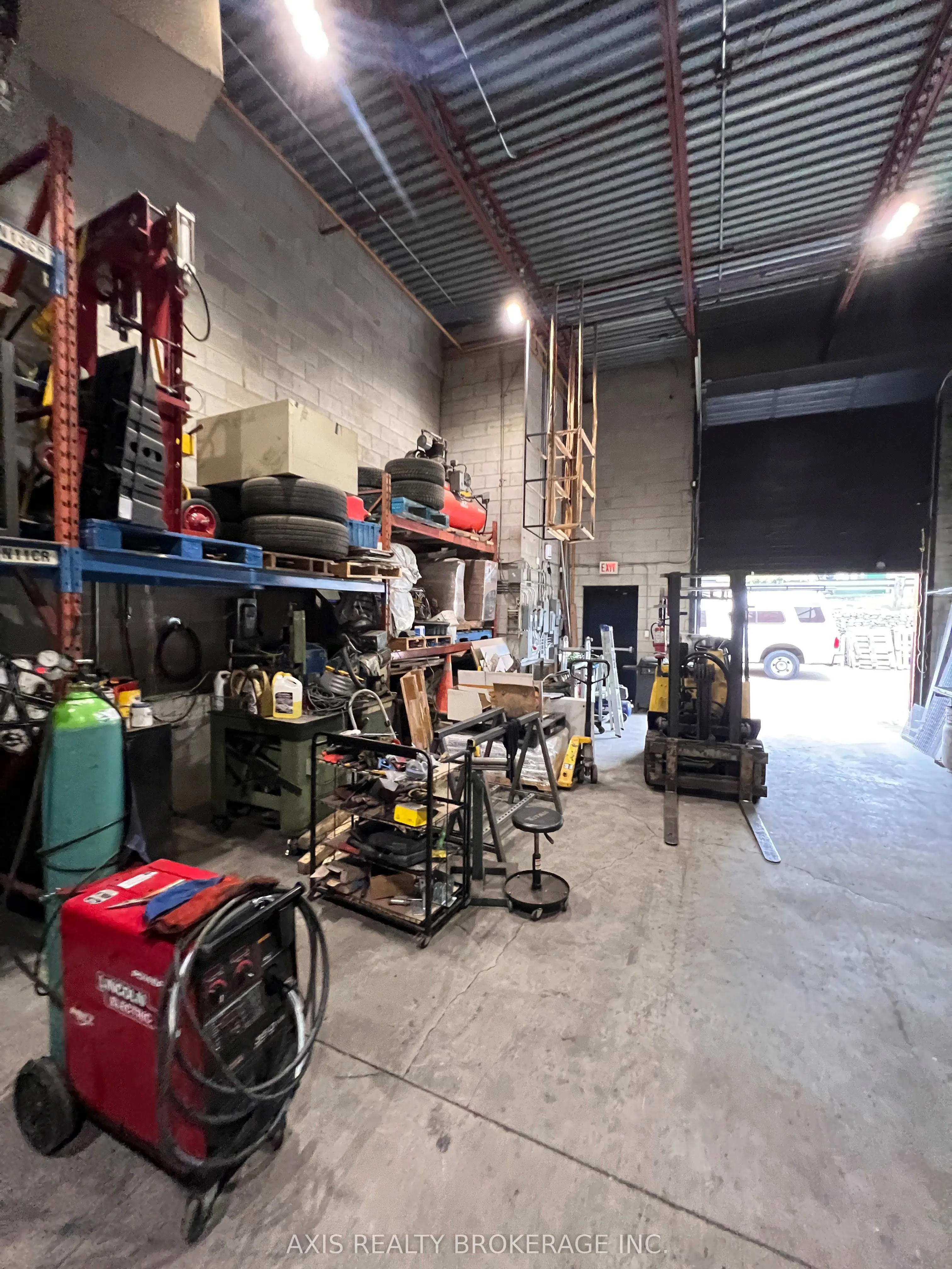 1075 Meyerside Drive, #6