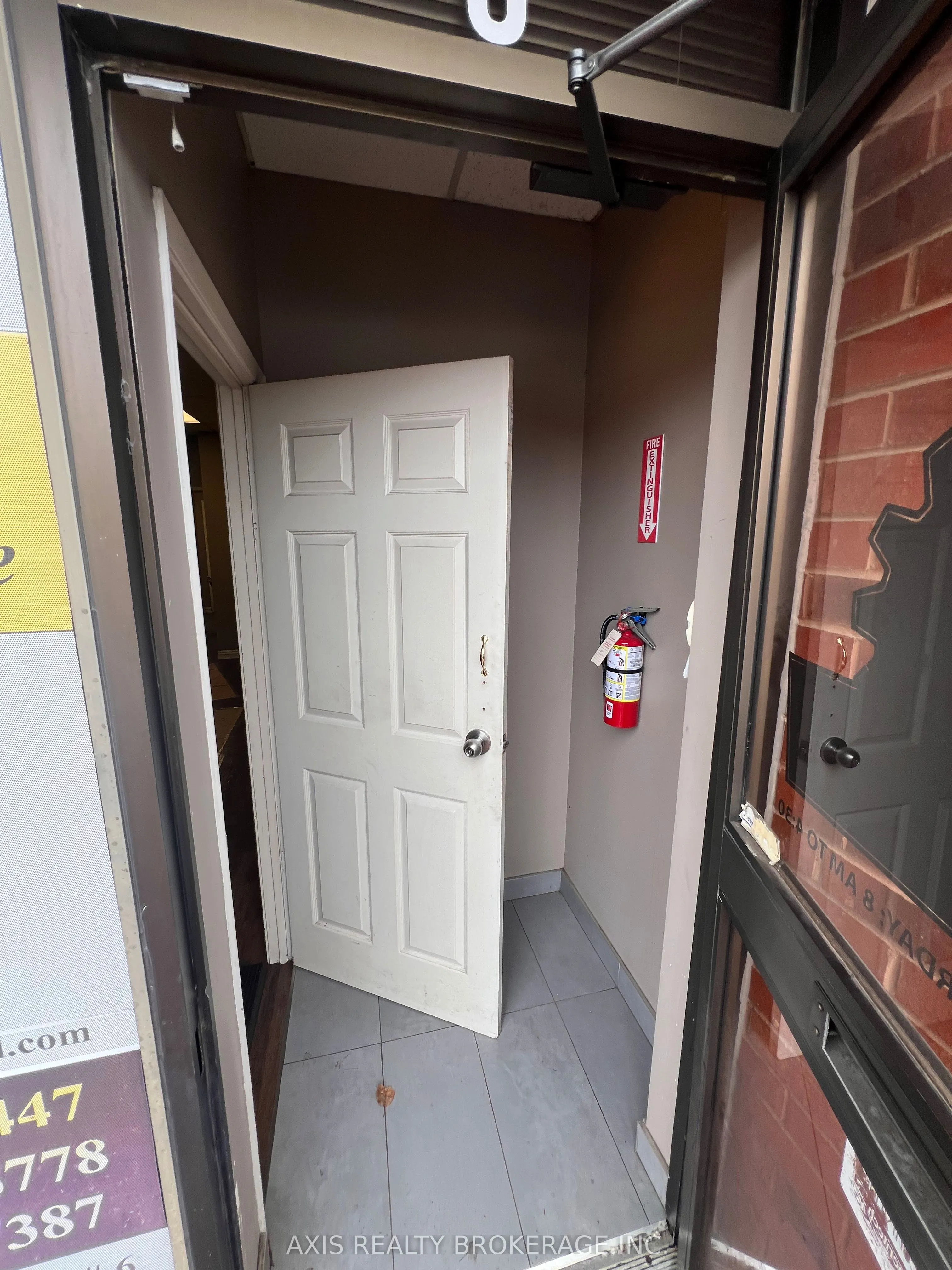 1075 Meyerside Drive, #6
