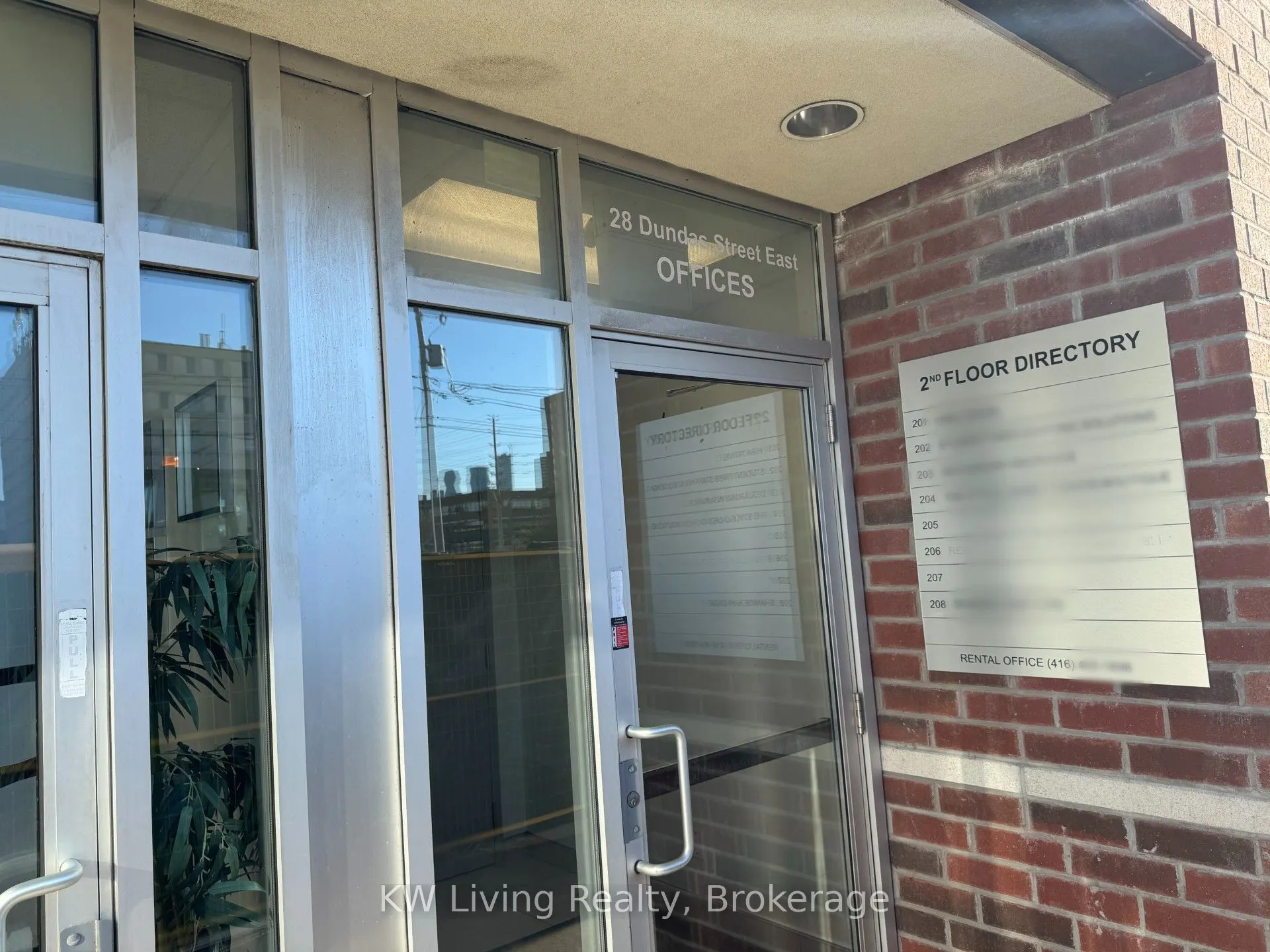 28 Dundas Street E, #204
