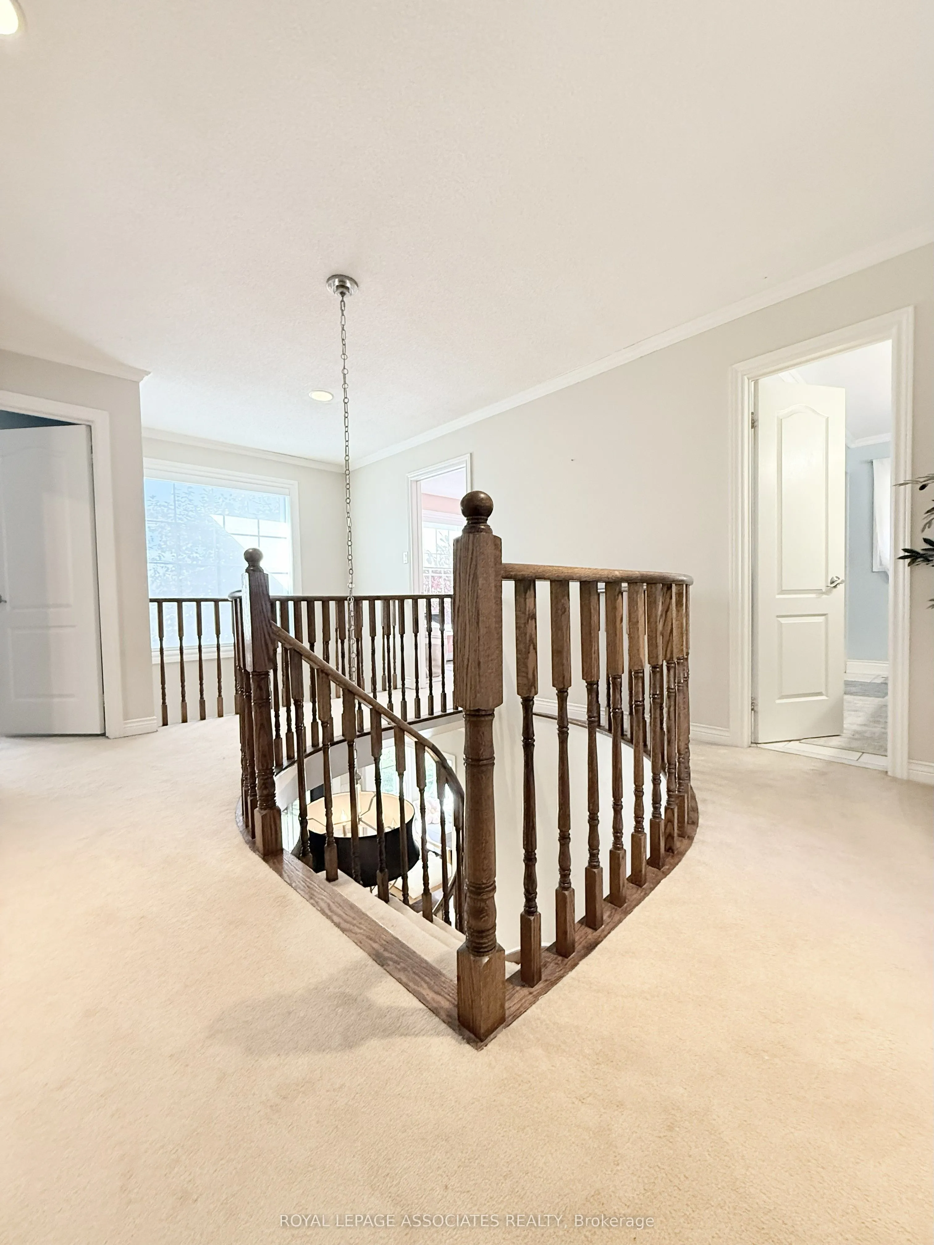 17 Leeward Drive