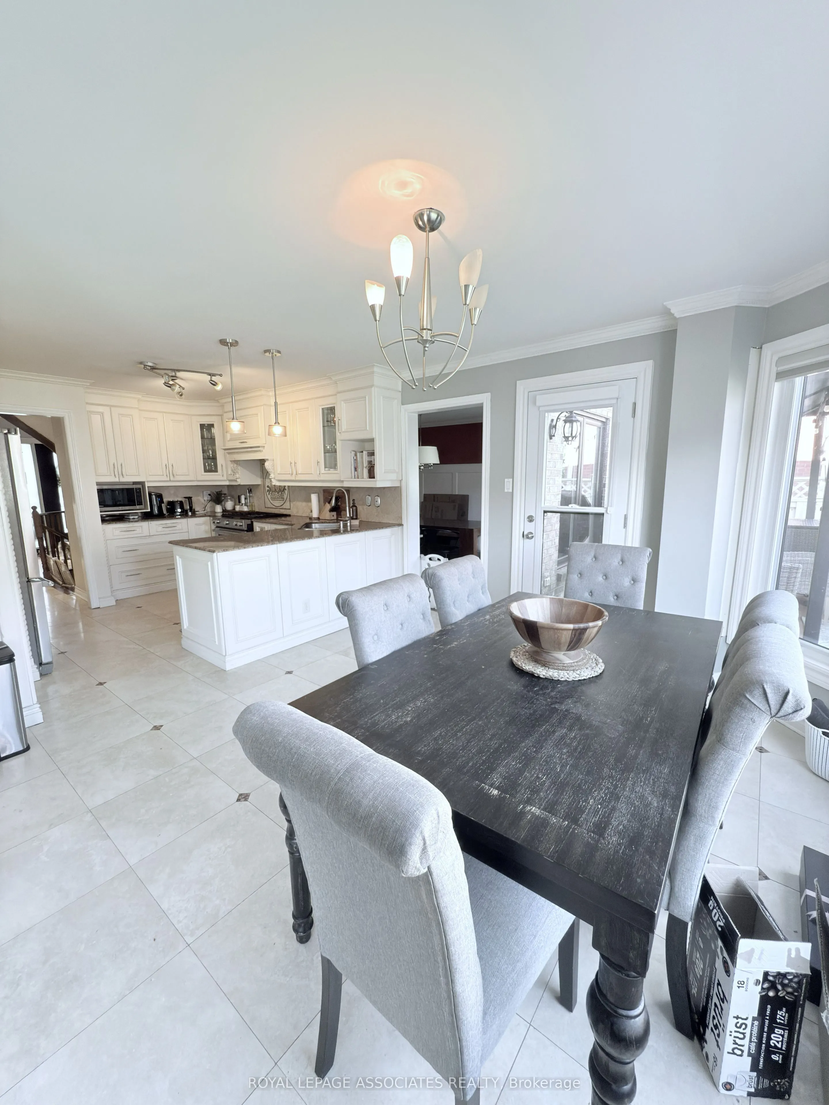 17 Leeward Drive