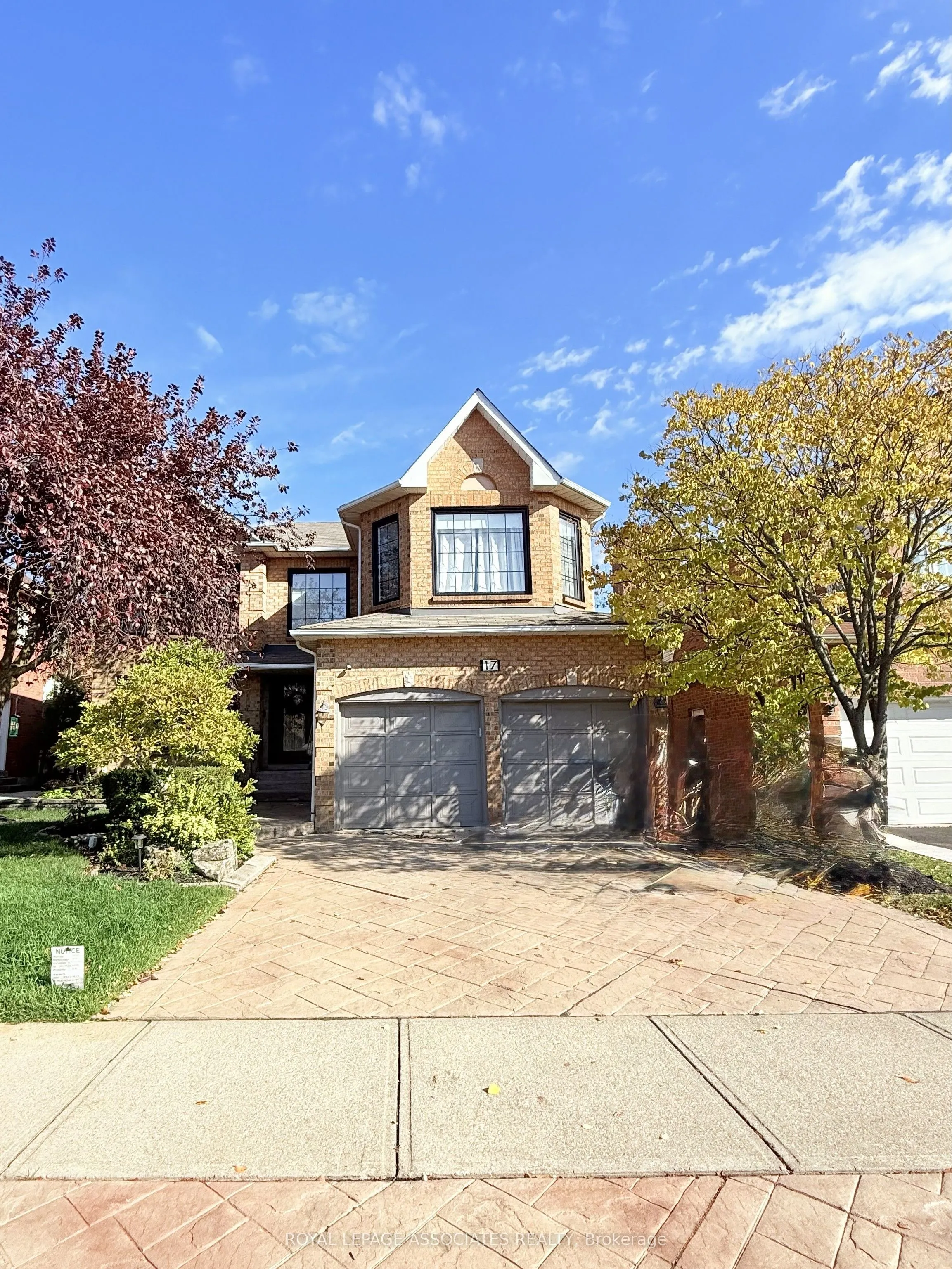 17 Leeward Drive