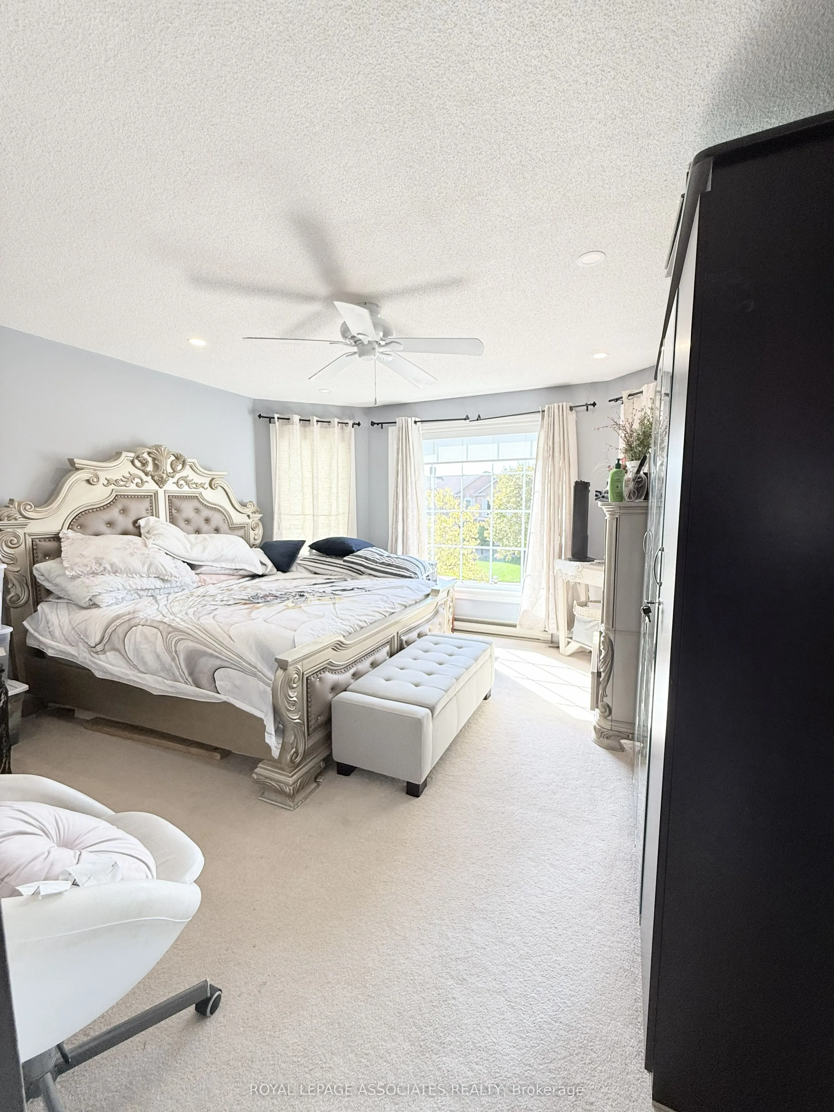17 Leeward Drive