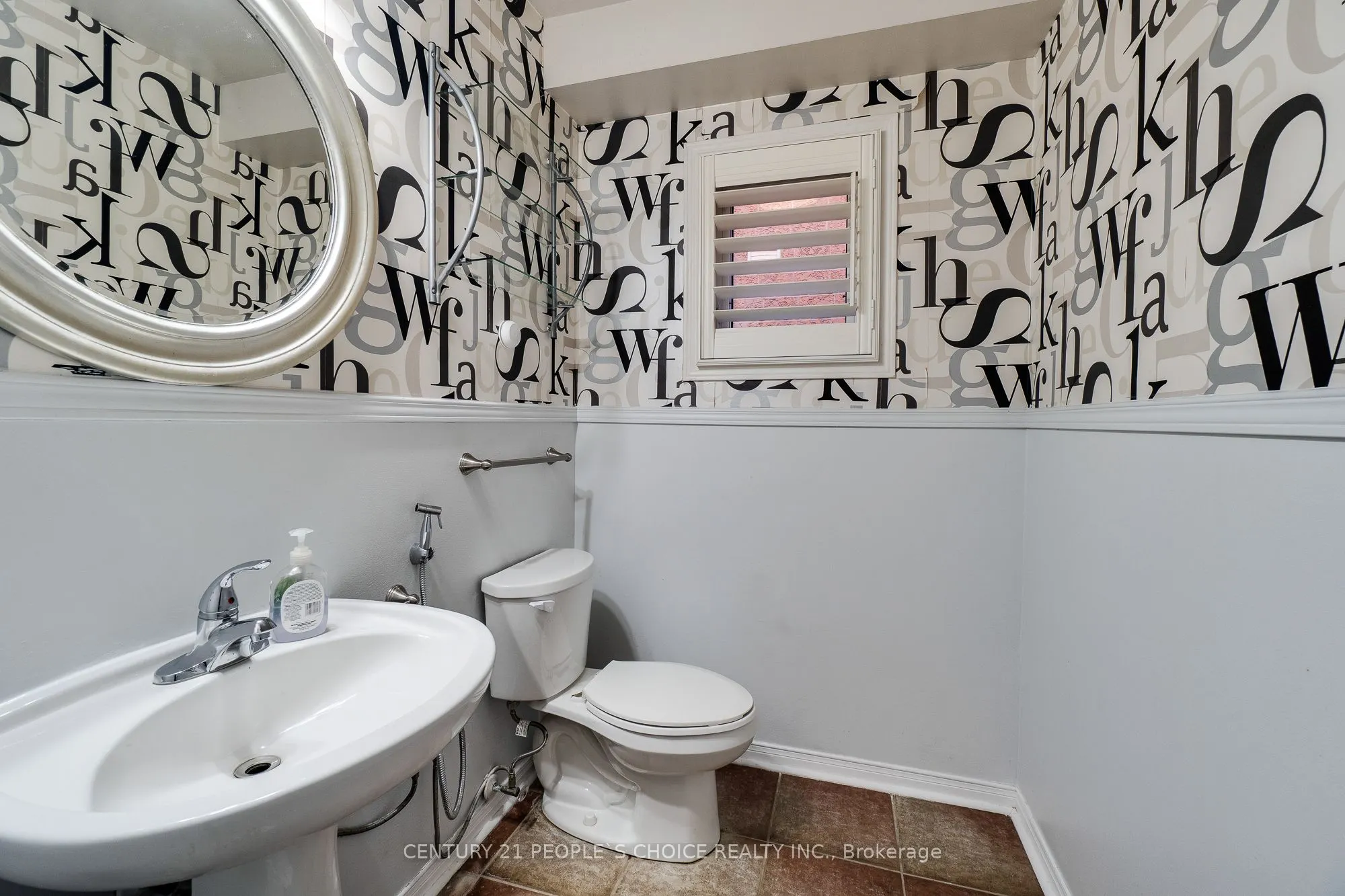 3841 Periwinkle Crescent