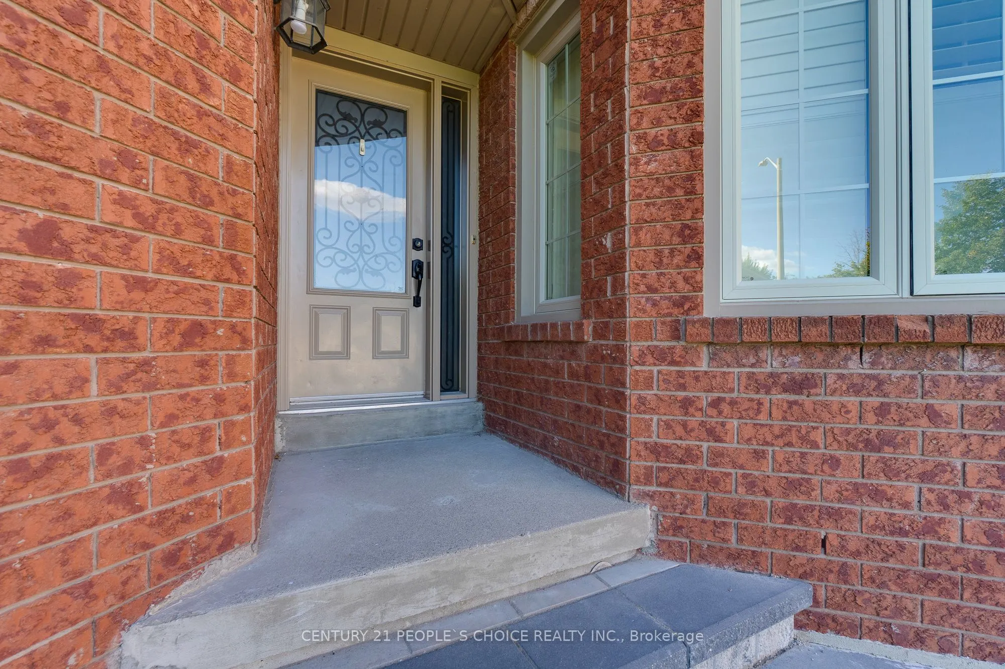3841 Periwinkle Crescent